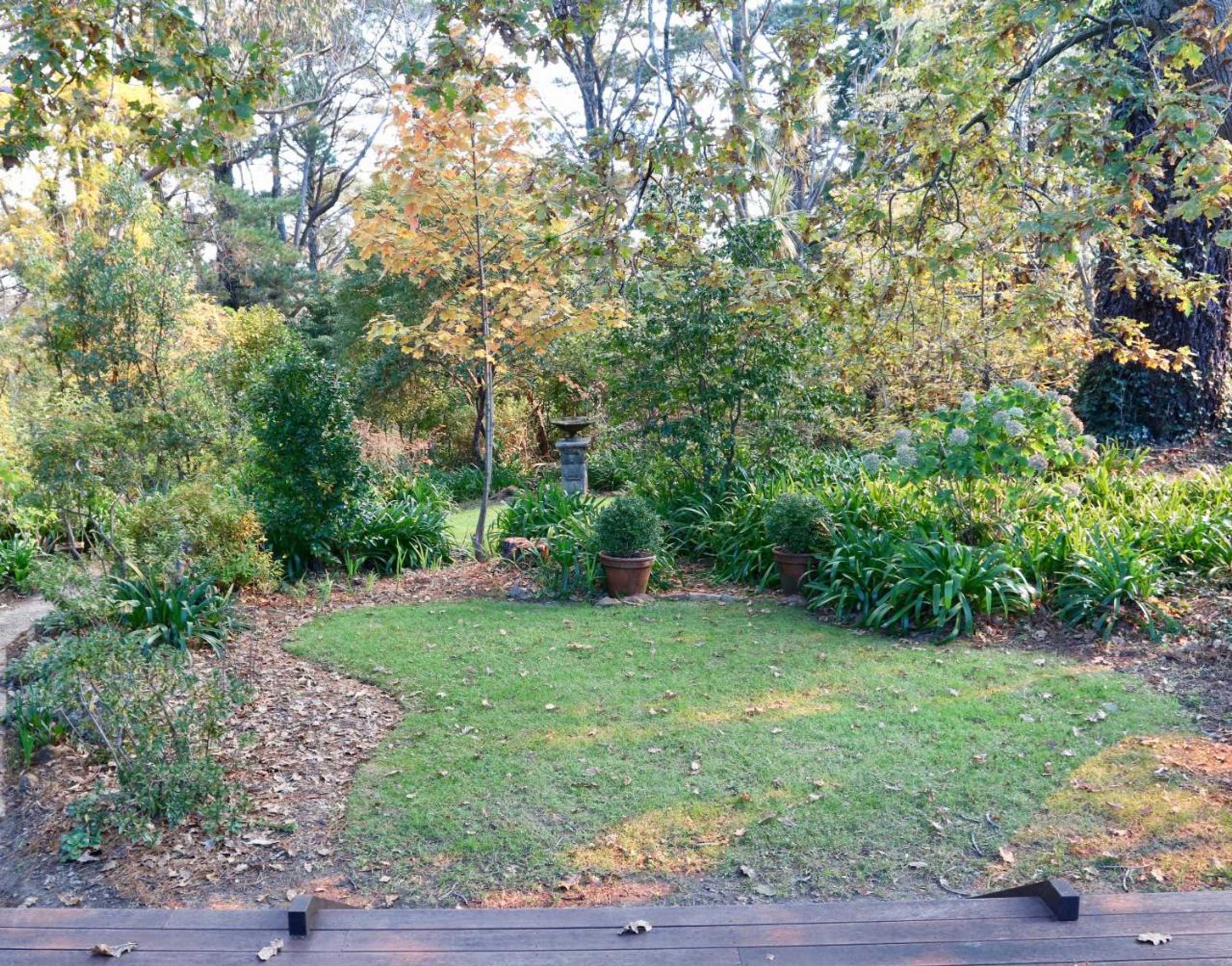 Gift card for Poets Cottage Fireplace Spa Bath Scenic Treks Pet Friendly