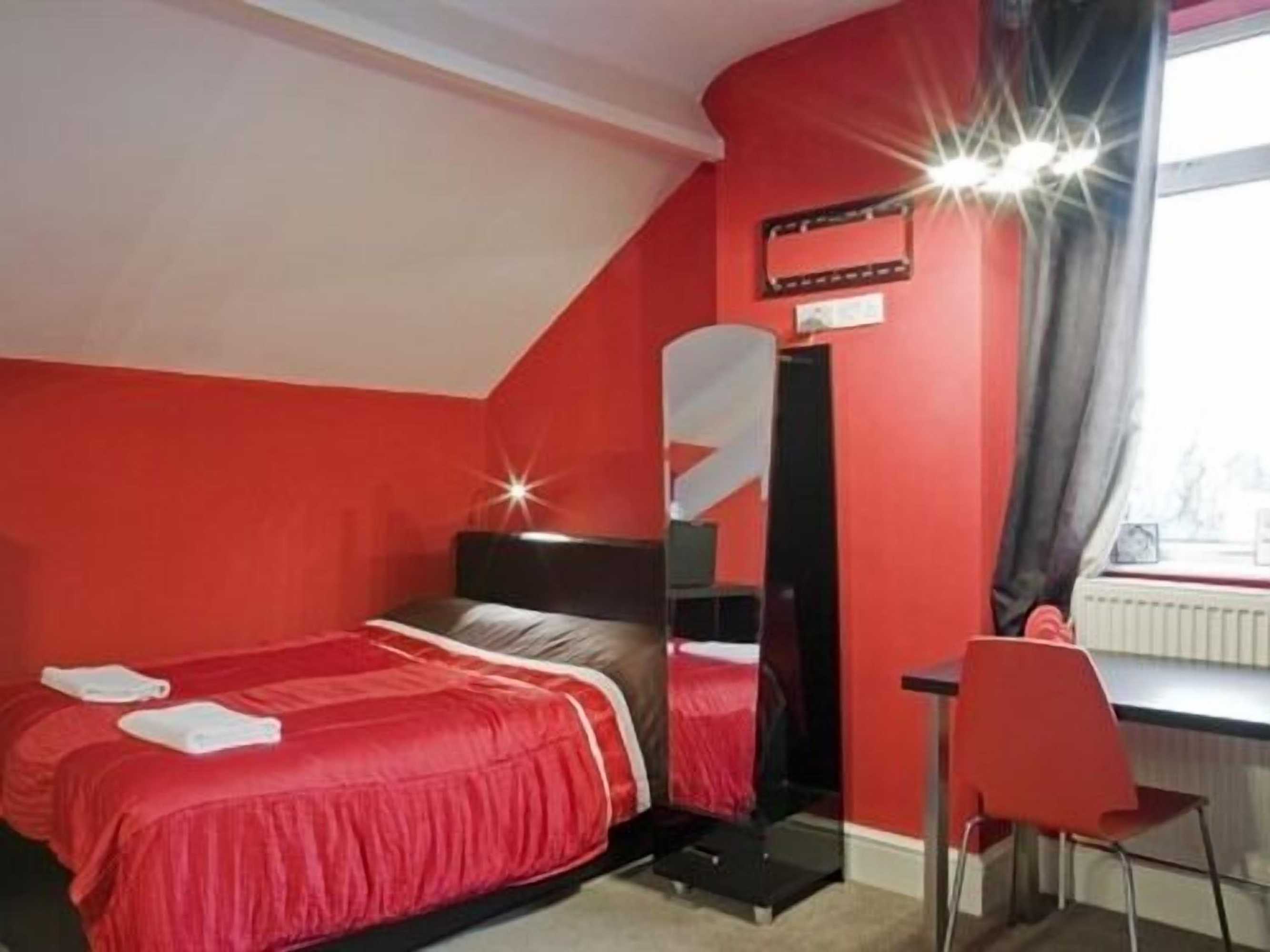 Gift card for Oaklands (self Check-In)