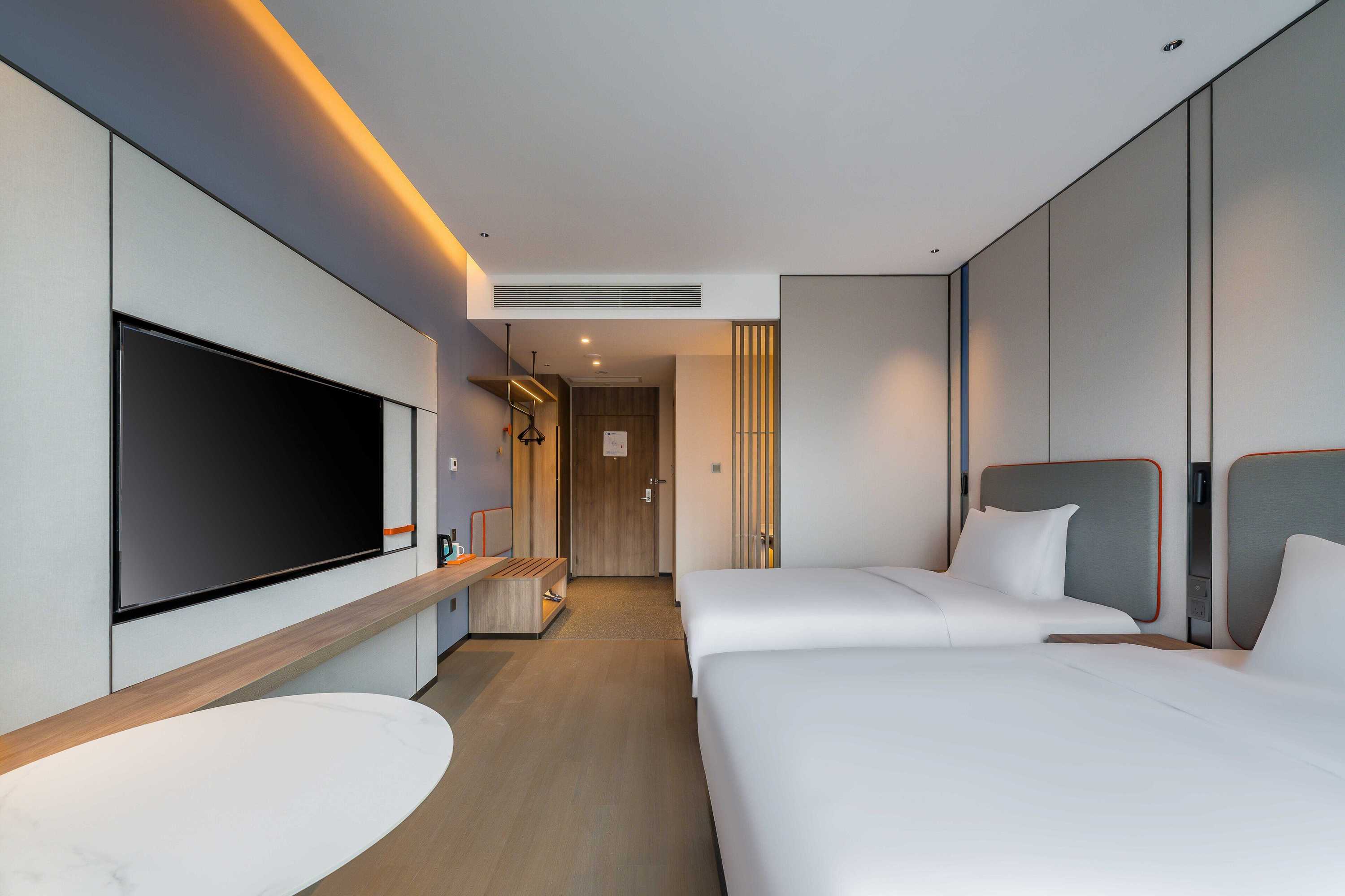 Gift card for Holiday Inn Express Jiangmen East Station by Ihg Gift card for Holiday Inn Express Jiangmen East Station by Ihg