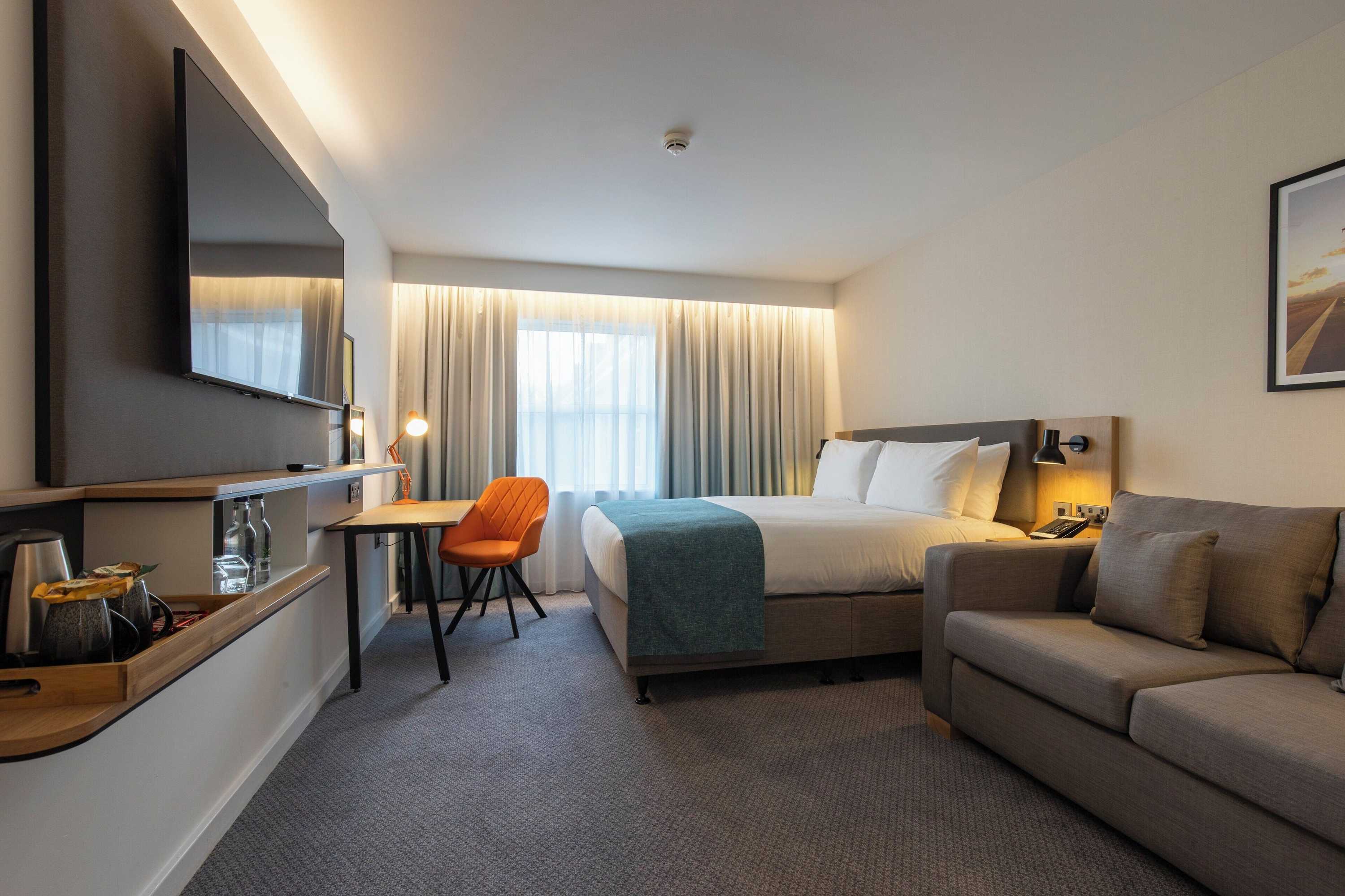 Gift card for Holiday Inn Bristol Airport by Ihg Gift card for Holiday Inn Bristol Airport by Ihg