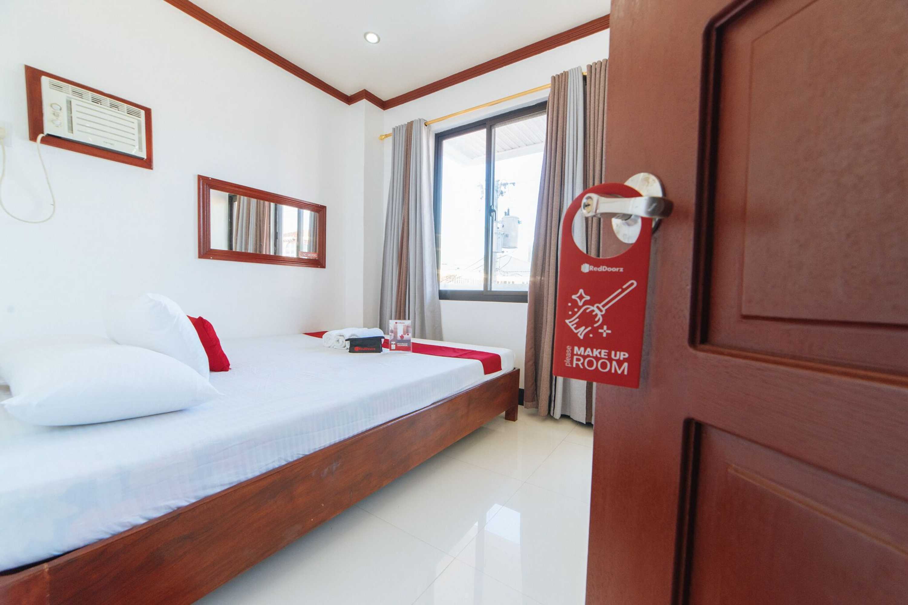 Gift card for Reddoorz Premium Near Museo De Baler Gift card for Reddoorz Premium Near Museo De Baler