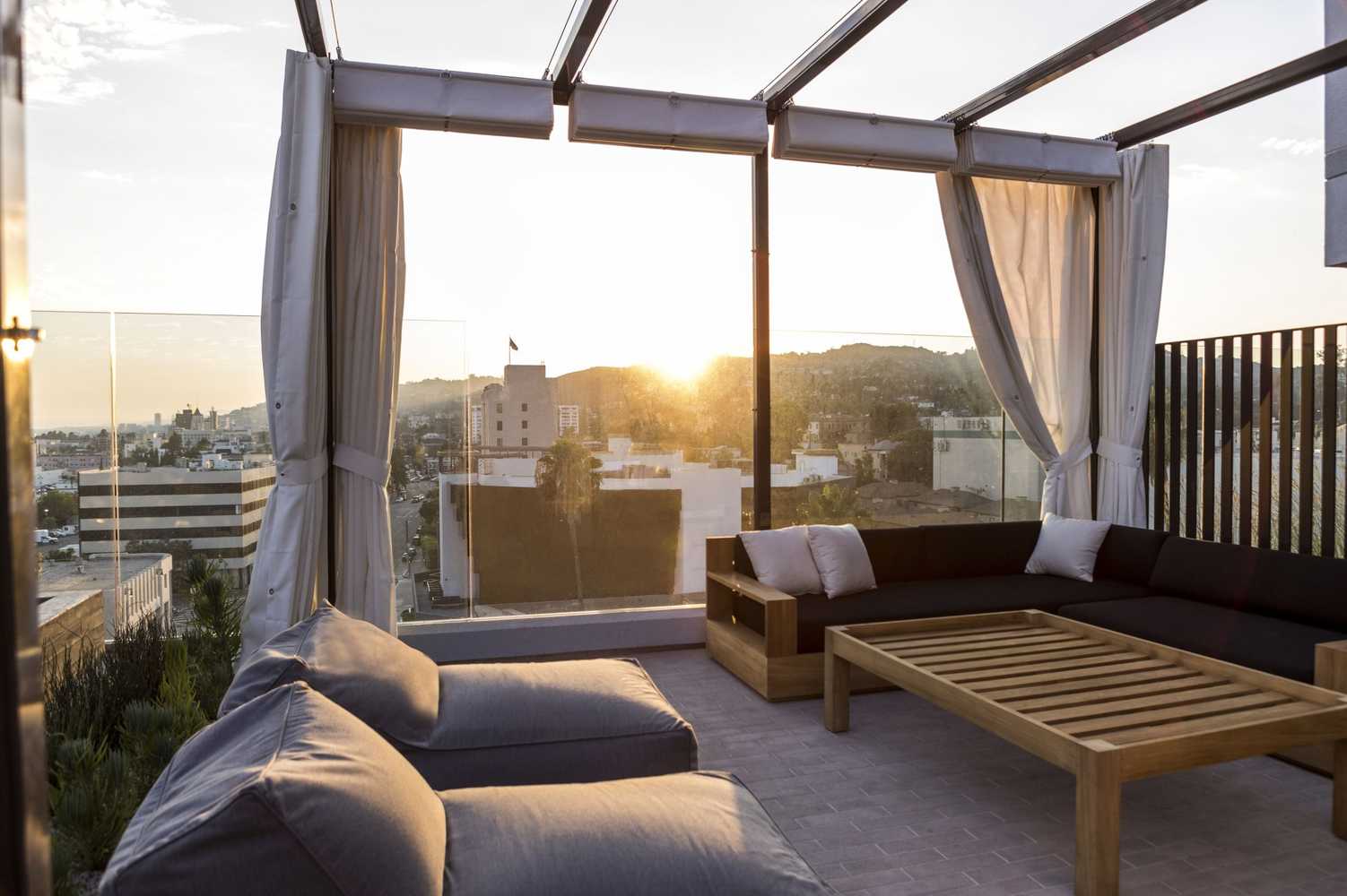 Gift card for Kimpton Everly Hotel Hollywood by Ihg Gift card for Kimpton Everly Hotel Hollywood by Ihg