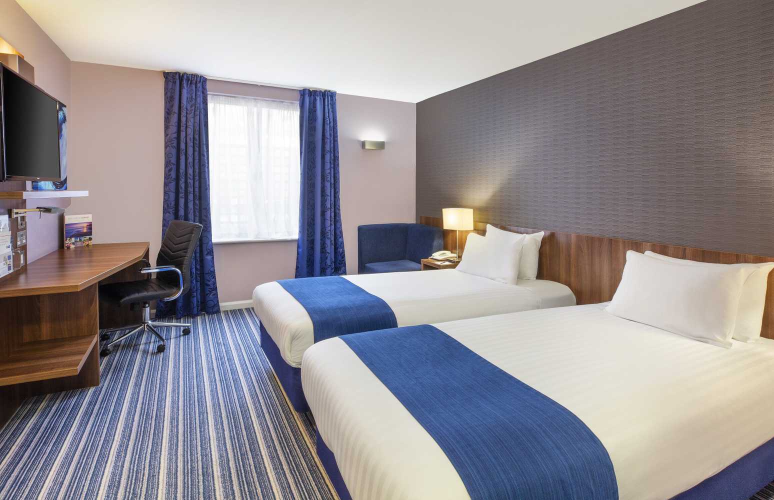 Gift card for Holiday Inn Express Poole by Ihg Gift card for Holiday Inn Express Poole by Ihg
