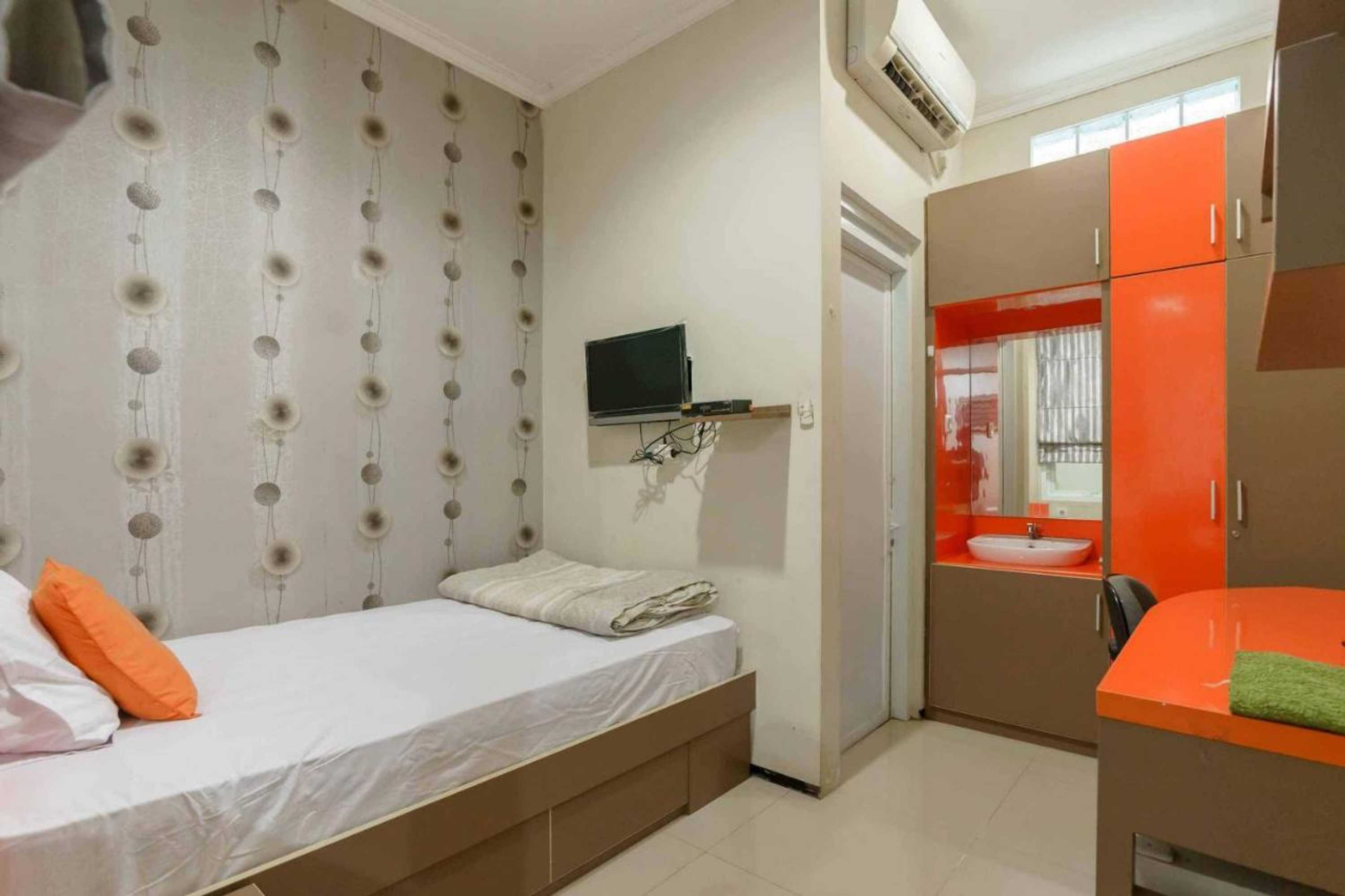 Gift card for Aimer Guest House Syariah Mitra Reddoorz