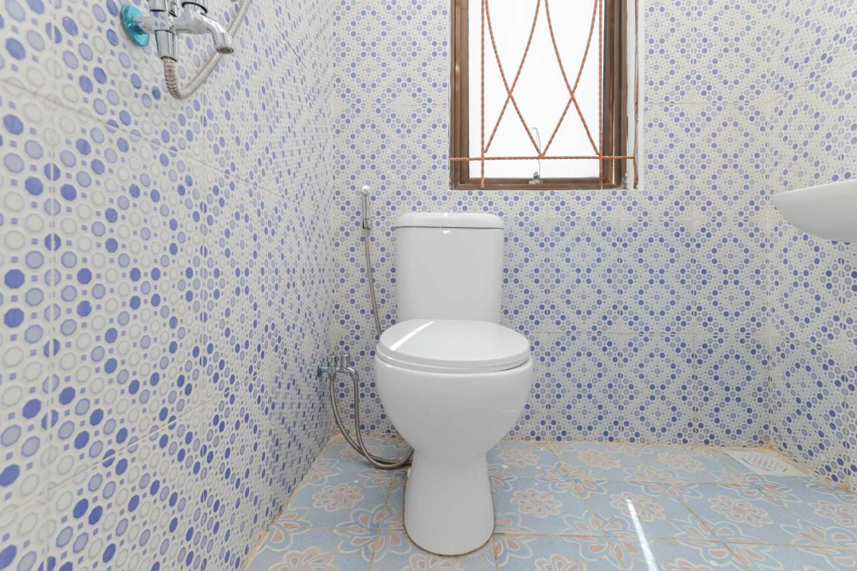 Gift card for Reddoorz Near Pasar Lama Serang