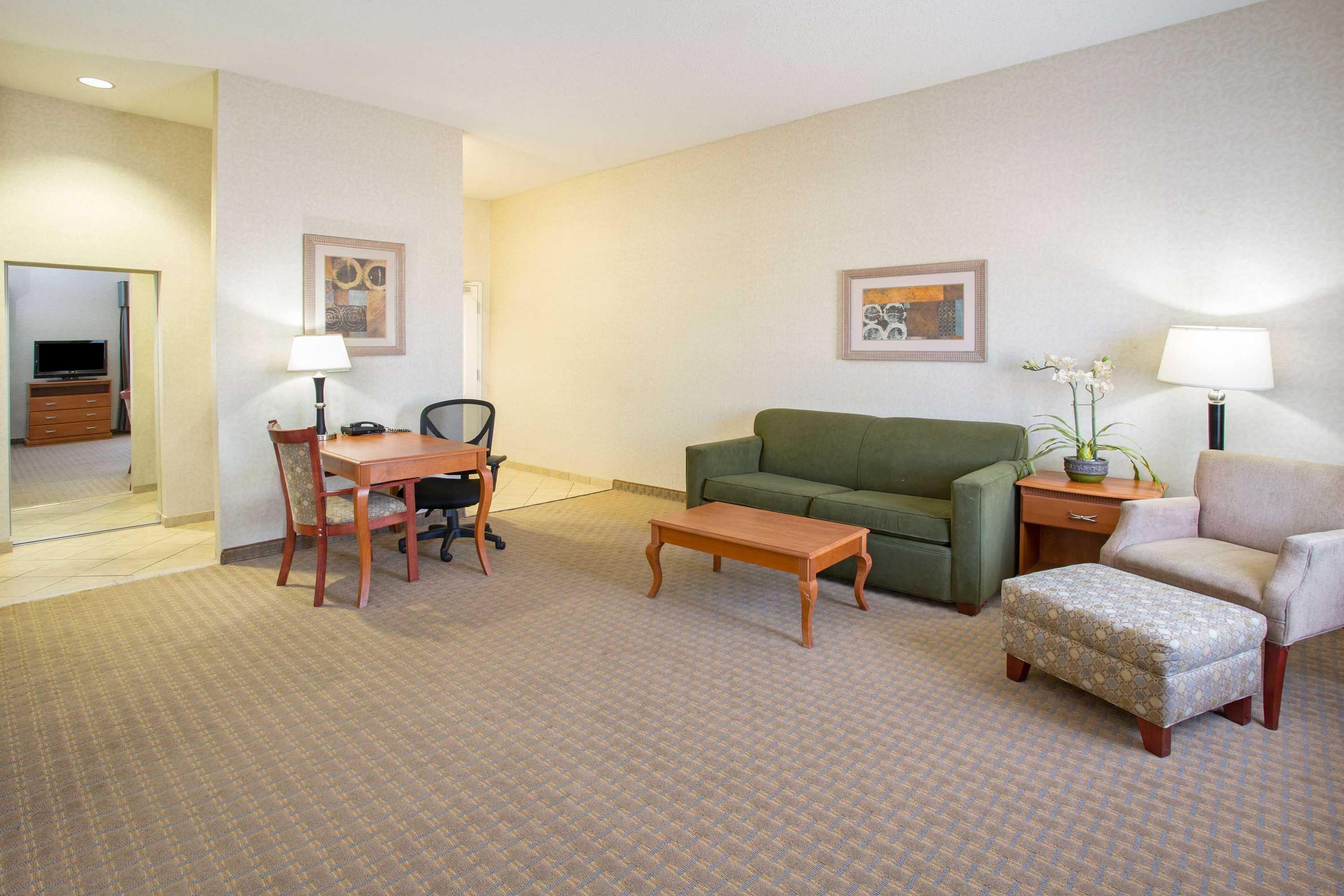 Gift card for Hampton Inn Santa Rosa Gift card for Hampton Inn Santa Rosa