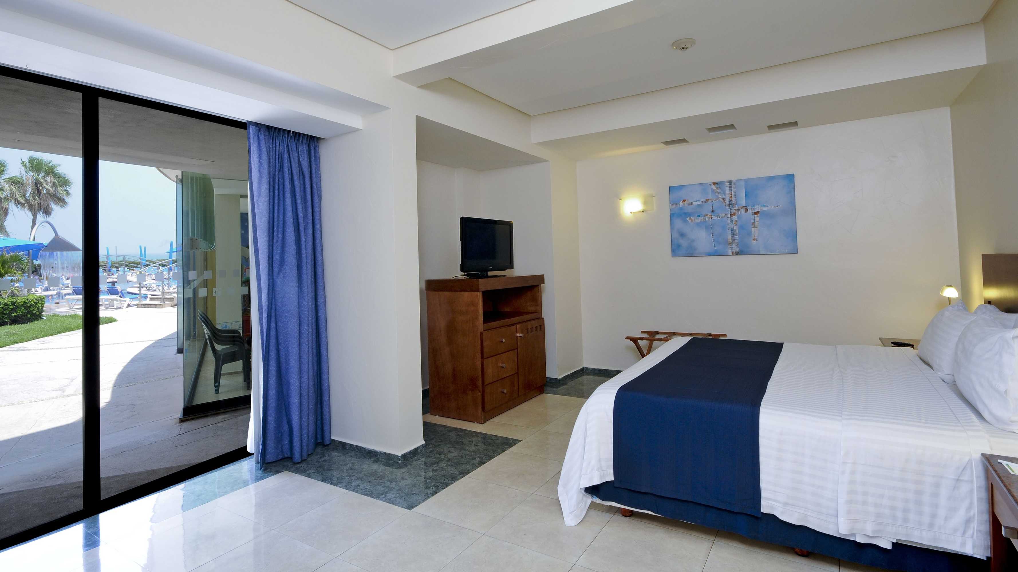 Gift card for Holiday Inn Boca Del Rio by Ihg Gift card for Holiday Inn Boca Del Rio by Ihg