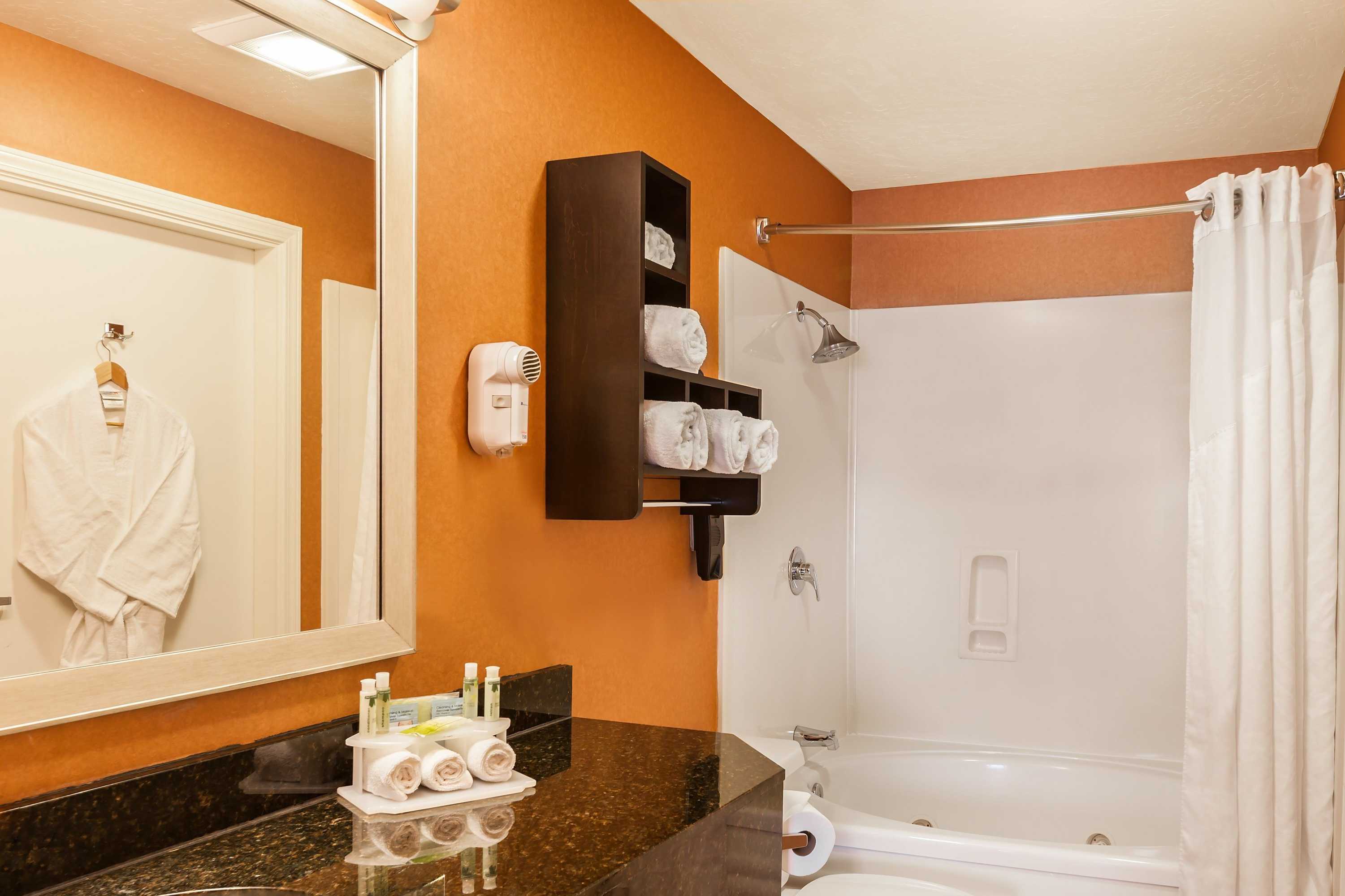 Gift card for Holiday Inn Express Hotel & Suites San Jose-Morgan Hill by Ihg Gift card for Holiday Inn Express Hotel & Suites San Jose-Morgan Hill by Ihg