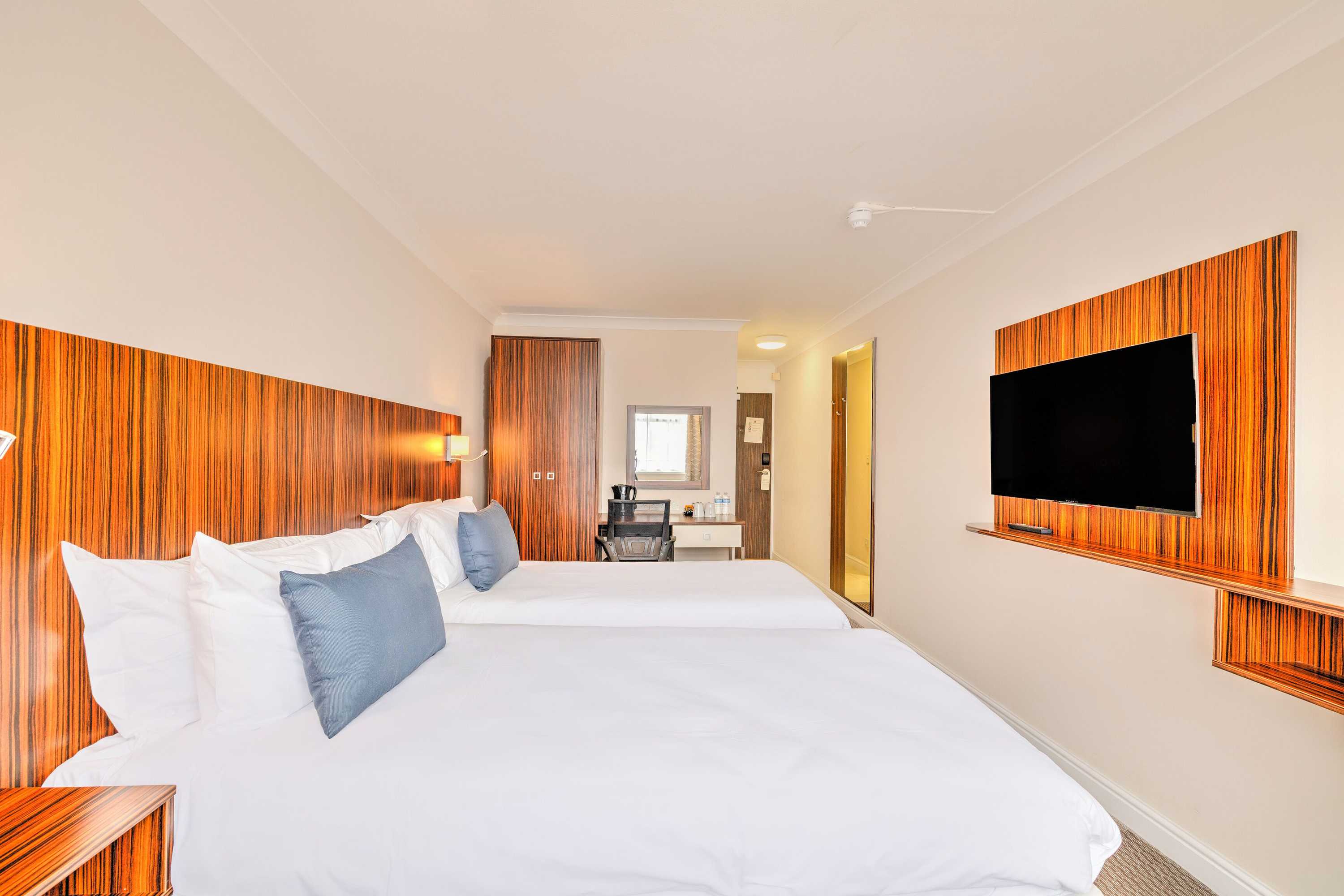 Gift card for Palms Hotel & Retreat By Palette London Romford Gift card for Palms Hotel & Retreat By Palette London Romford