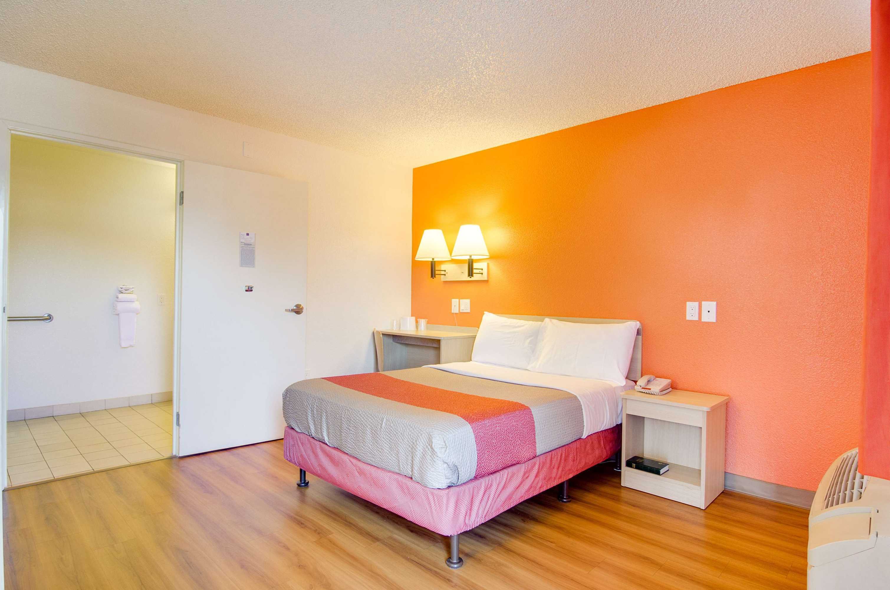 Gift card for Motel 6 Tacoma, WA - Fife