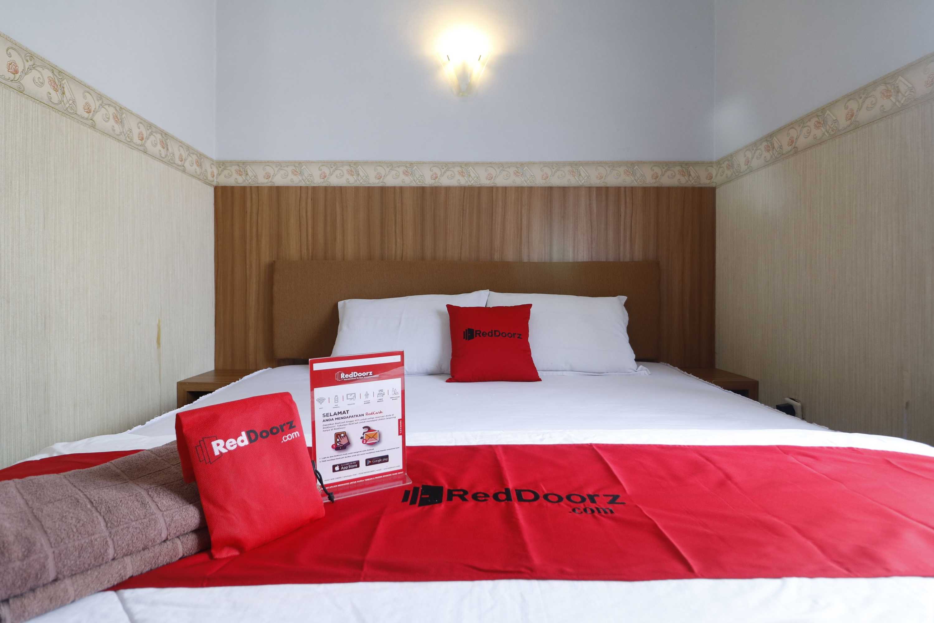 Gift card for Reddoorz Plus Near Undip Tembalang Gift card for Reddoorz Plus Near Undip Tembalang