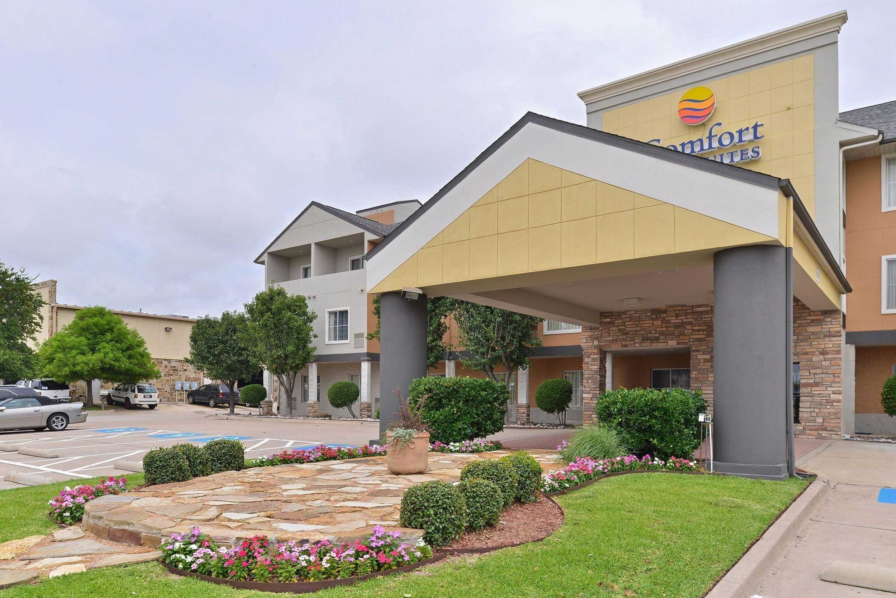 Gift card for Comfort Inn & Suites Frisco - Plano Gift card for Comfort Inn & Suites Frisco - Plano