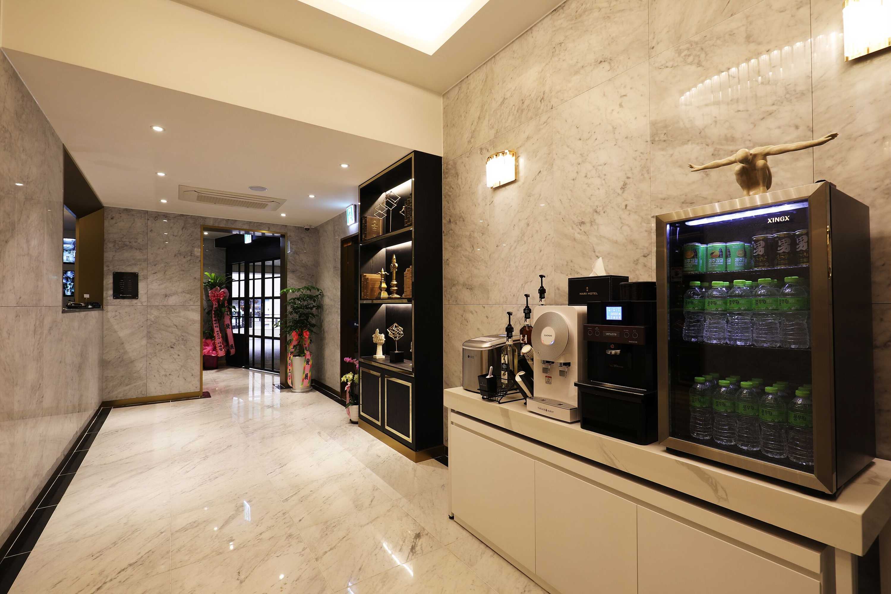 Gift card for Mari Hotel