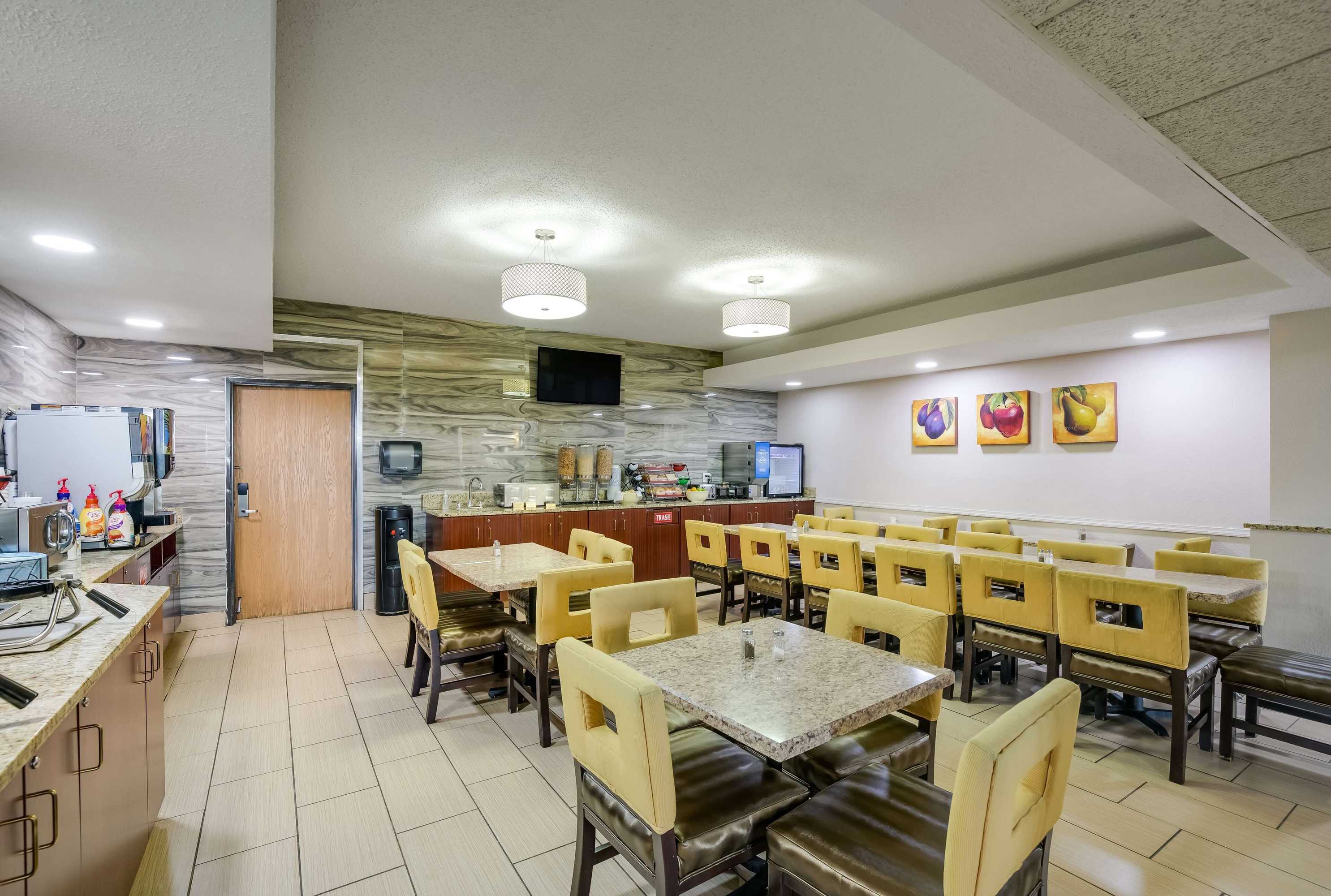 Gift card for Best Western Waukesha Grand Gift card for Best Western Waukesha Grand