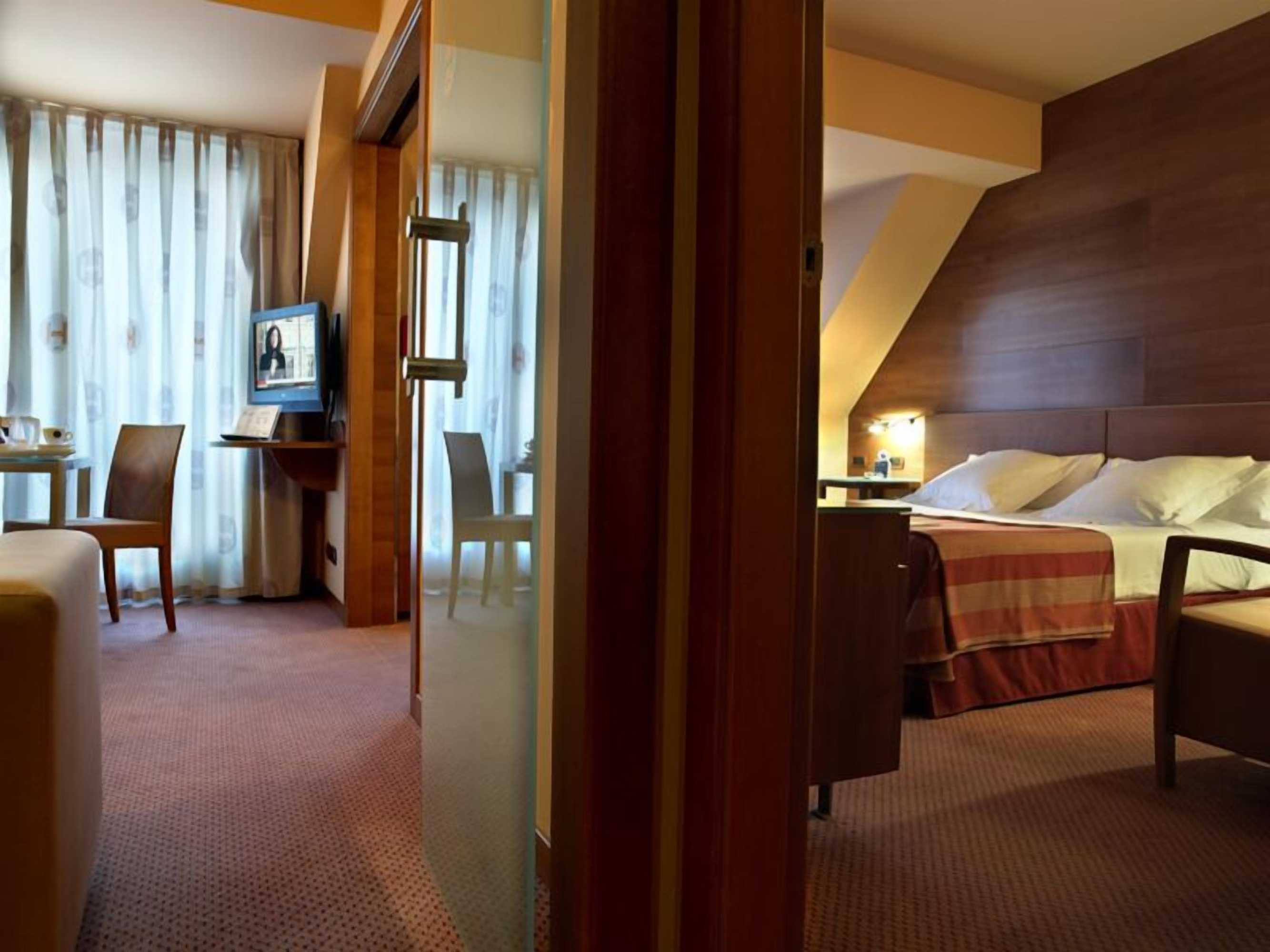 Gift card for Hotel Silken Monumental Naranco Gift card for Hotel Silken Monumental Naranco