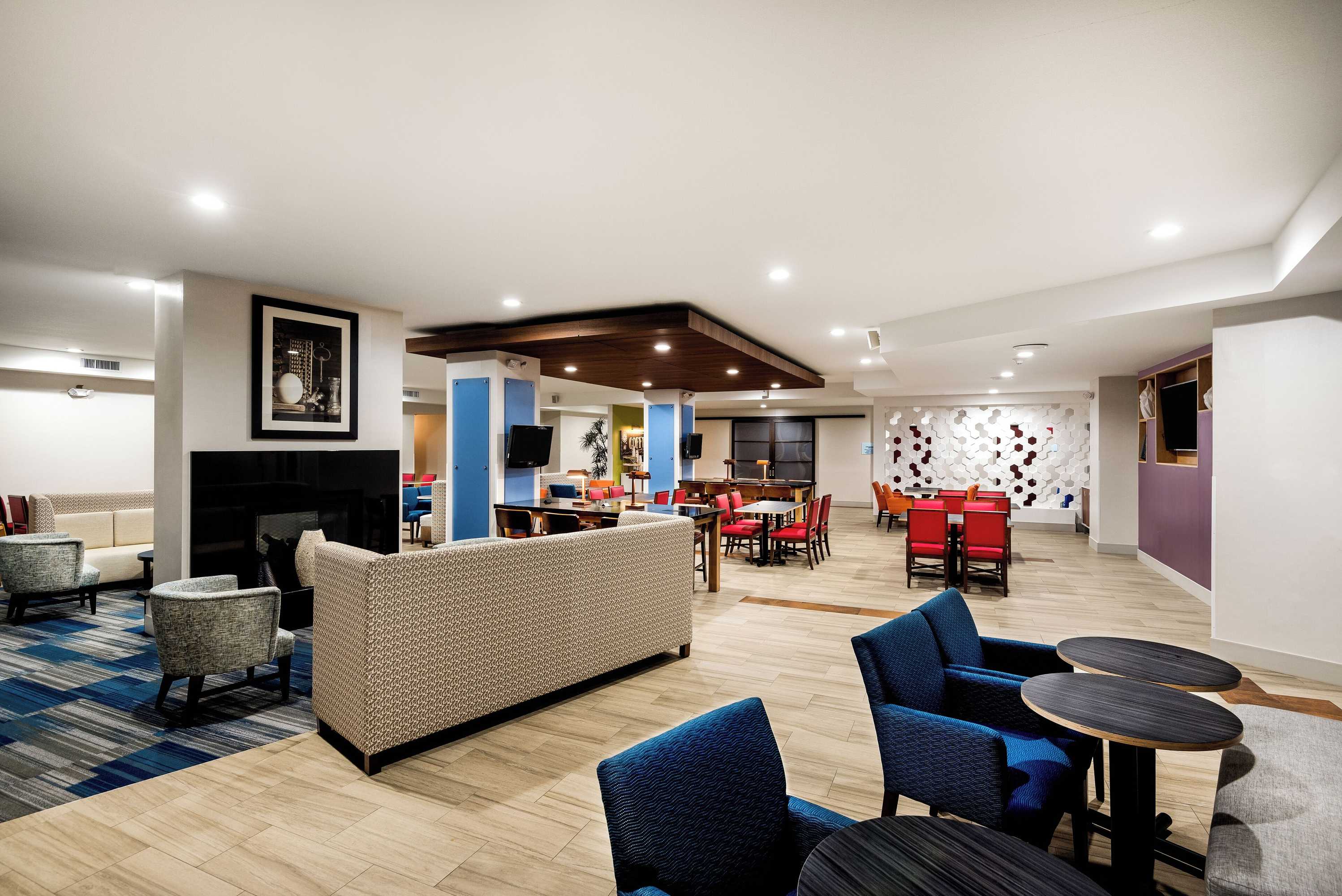 Gift card for Country Inn & Suites by Radisson, Downtown Albany New York Gift card for Country Inn & Suites by Radisson, Downtown Albany New York