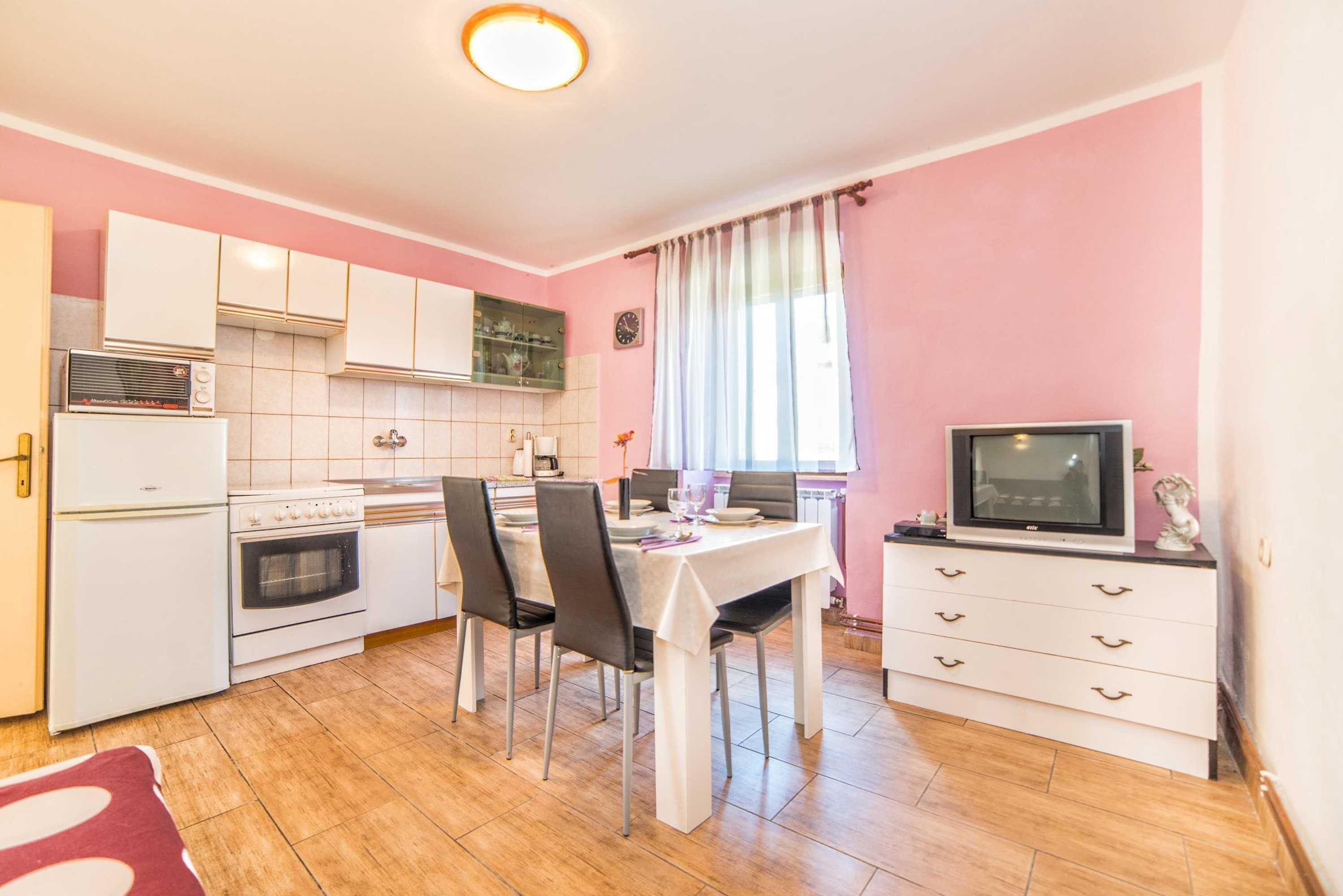 Gift card for Holiday House Valter