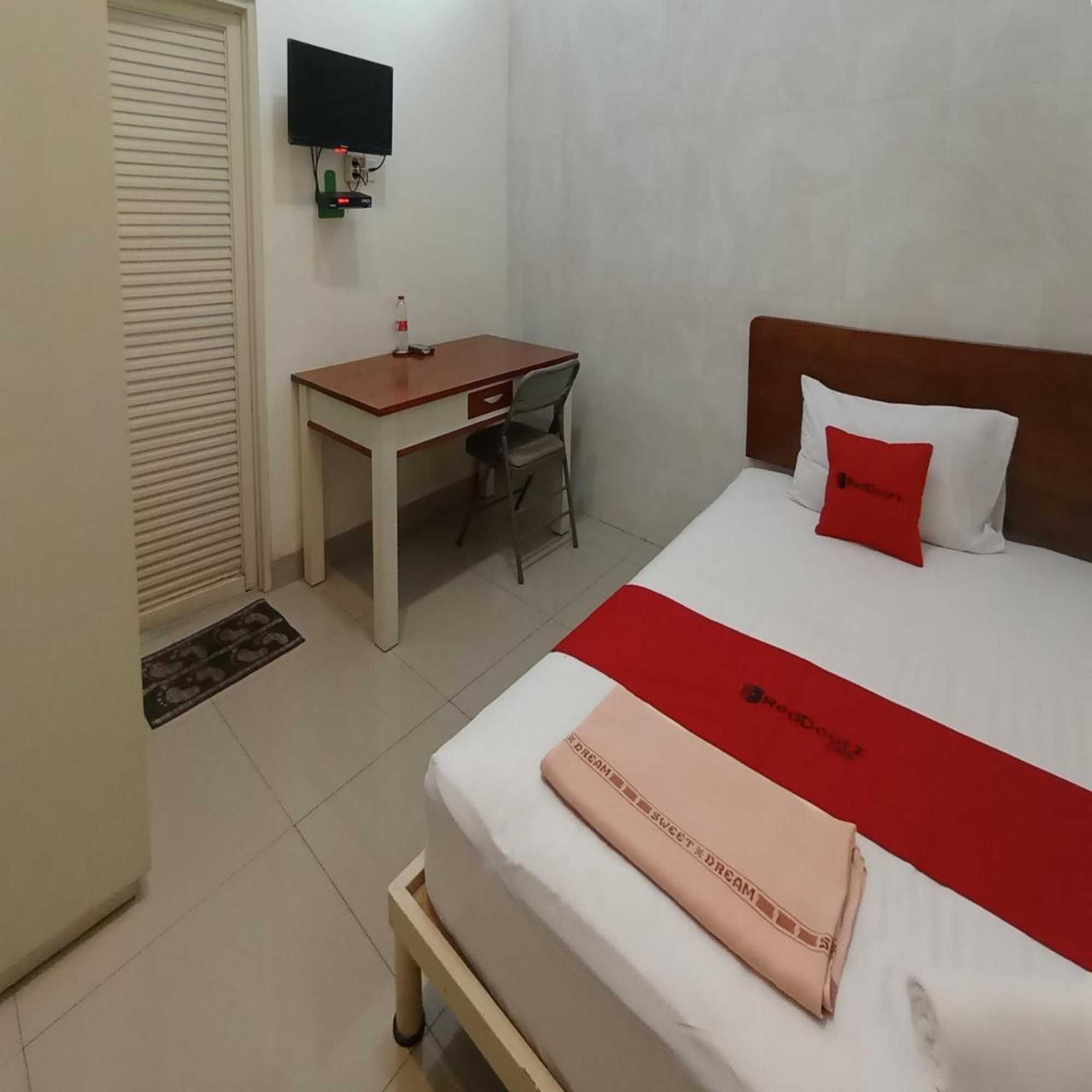 Gift card for Super Oyo 3314 Syariah House