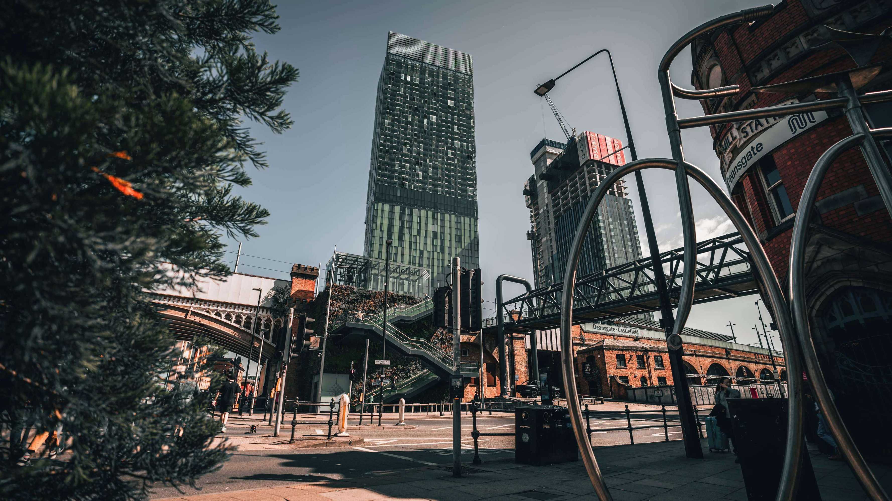 Gift card for Hilton Manchester Deansgate Gift card for Hilton Manchester Deansgate