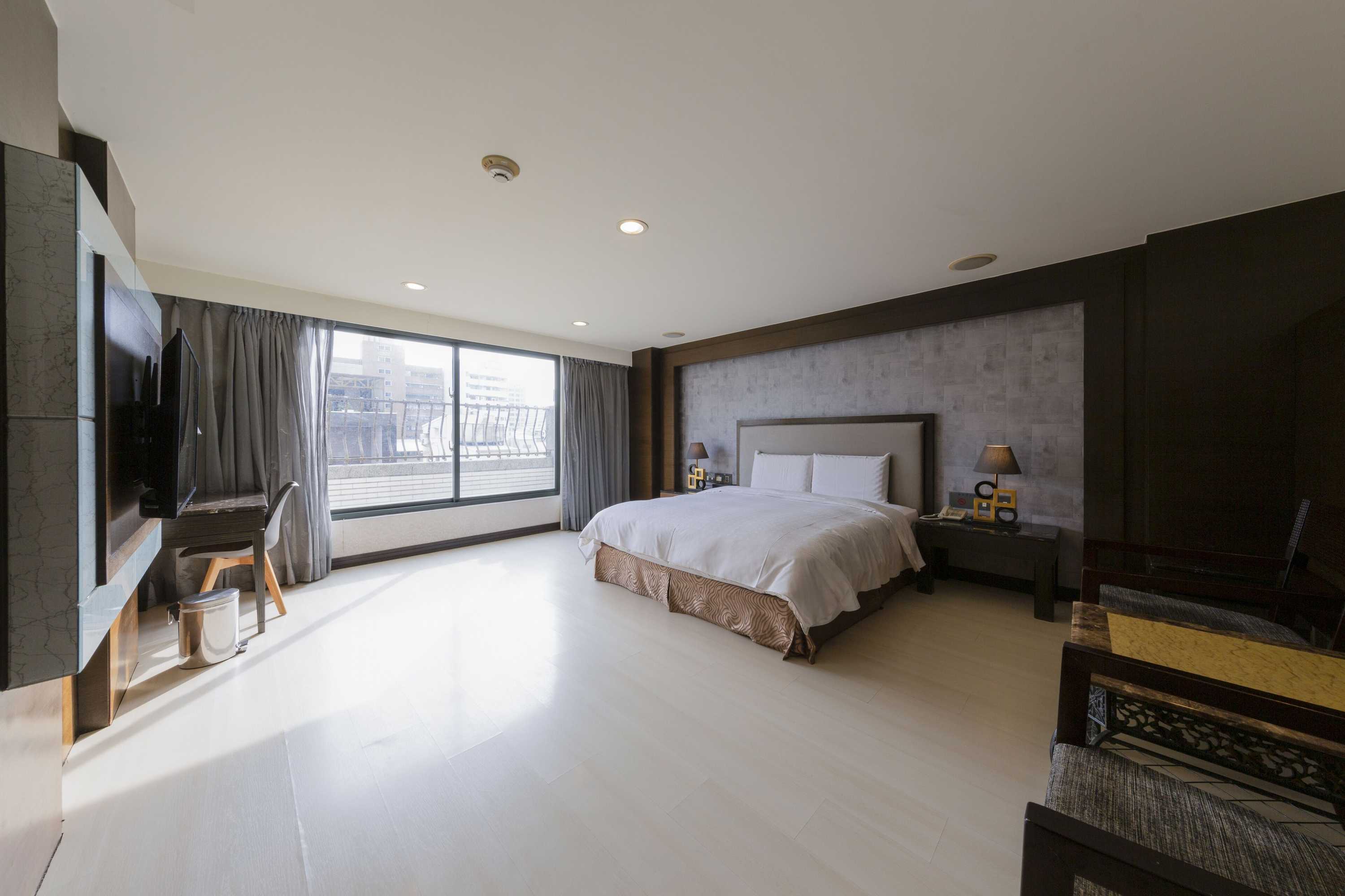 Gift card for Shihzuwan Hotel - Kaohsiung Station Gift card for Shihzuwan Hotel - Kaohsiung Station