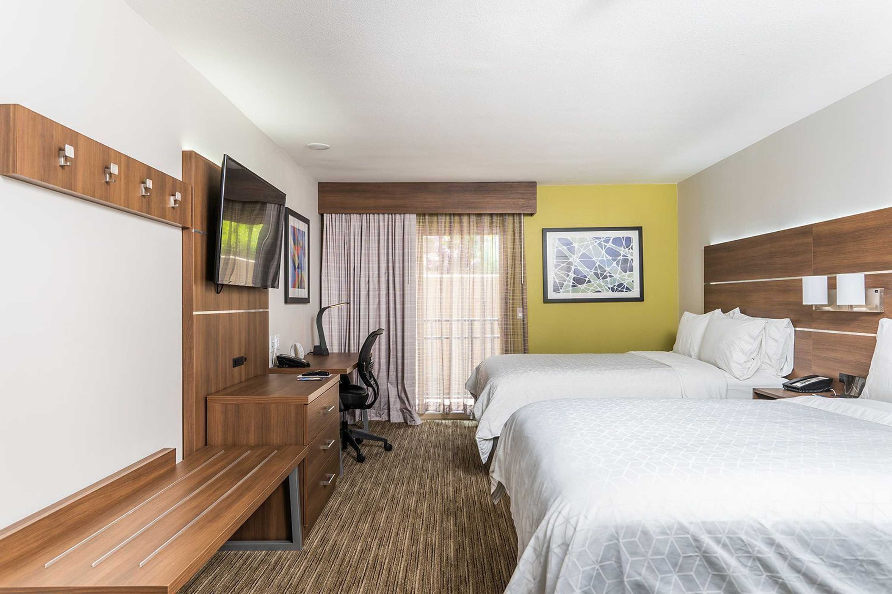 Gift card for Holiday Inn Express San Clemente N – Beach Area by Ihg Gift card for Holiday Inn Express San Clemente N – Beach Area by Ihg