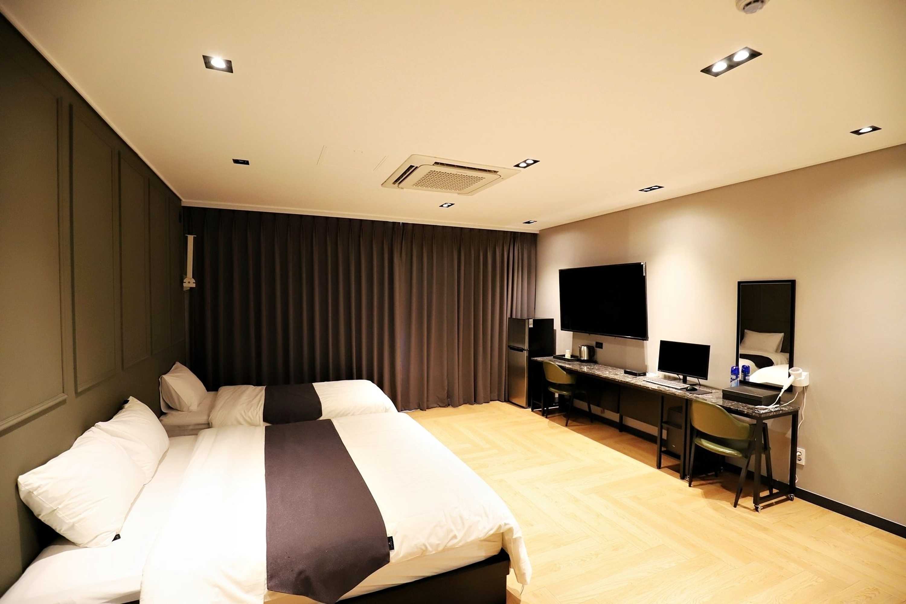 Gift card for Dongducheon Hotel The Gray Gift card for Dongducheon Hotel The Gray