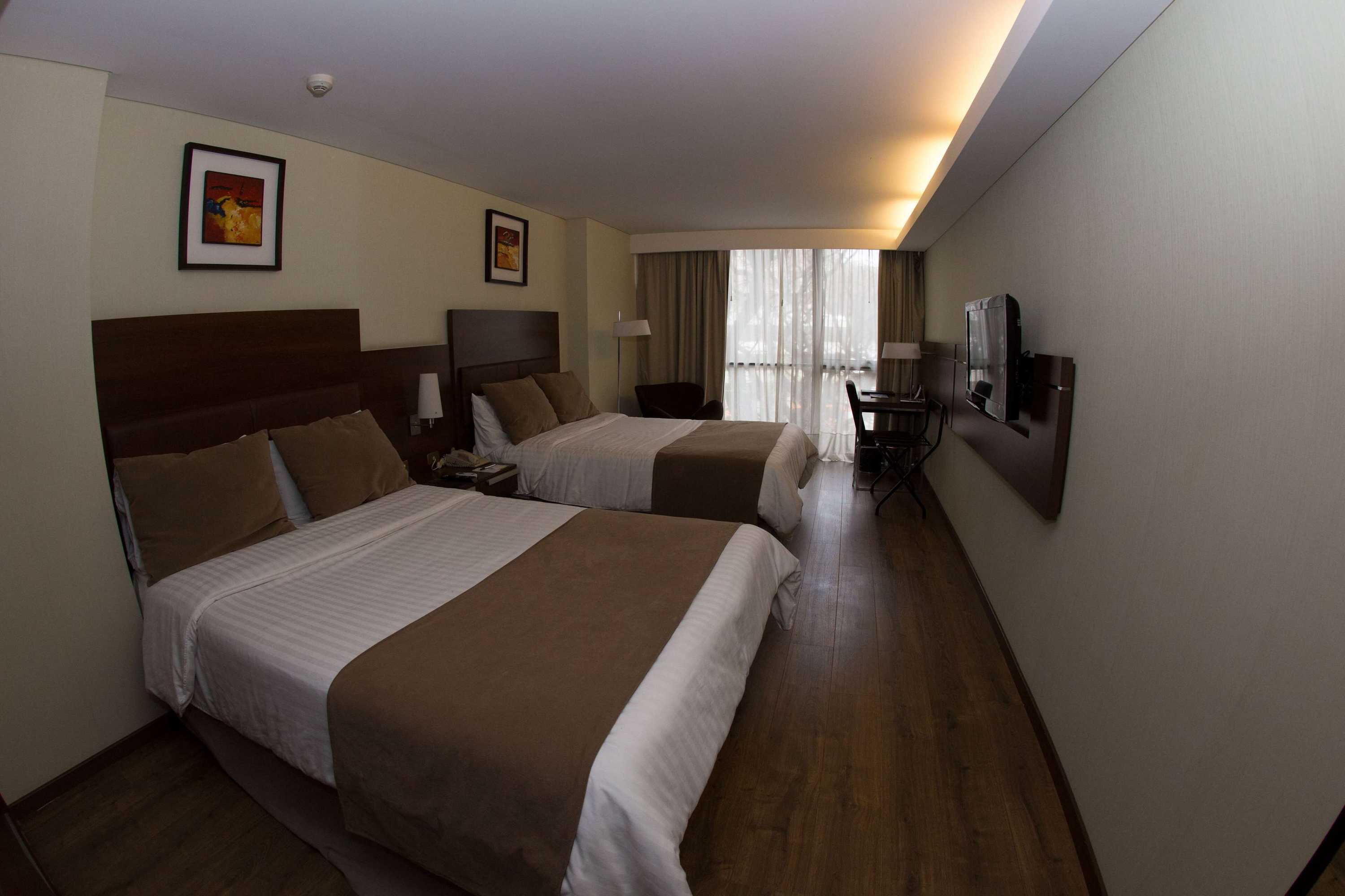 Gift card for Howard Johnson by Wyndham Cordoba Gift card for Howard Johnson by Wyndham Cordoba