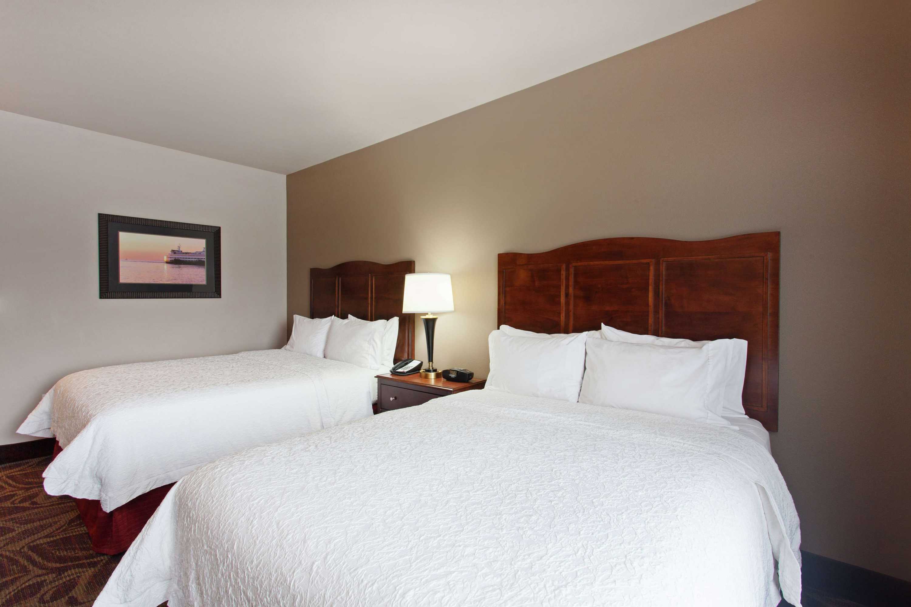Gift card for Hampton Inn Seattle/everett