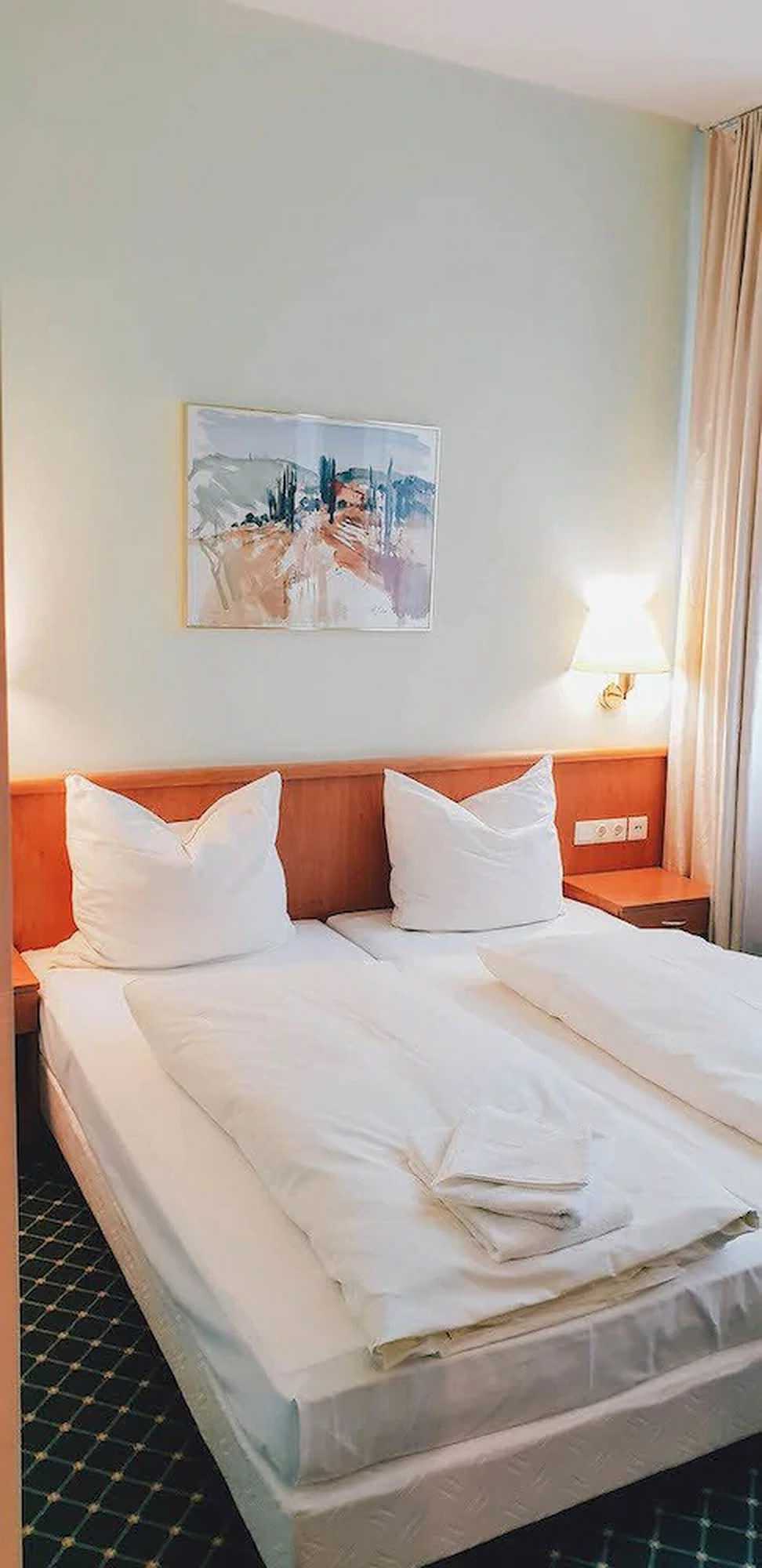 Gift card for Hotel Helle Mitte Berlin Gift card for Hotel Helle Mitte Berlin