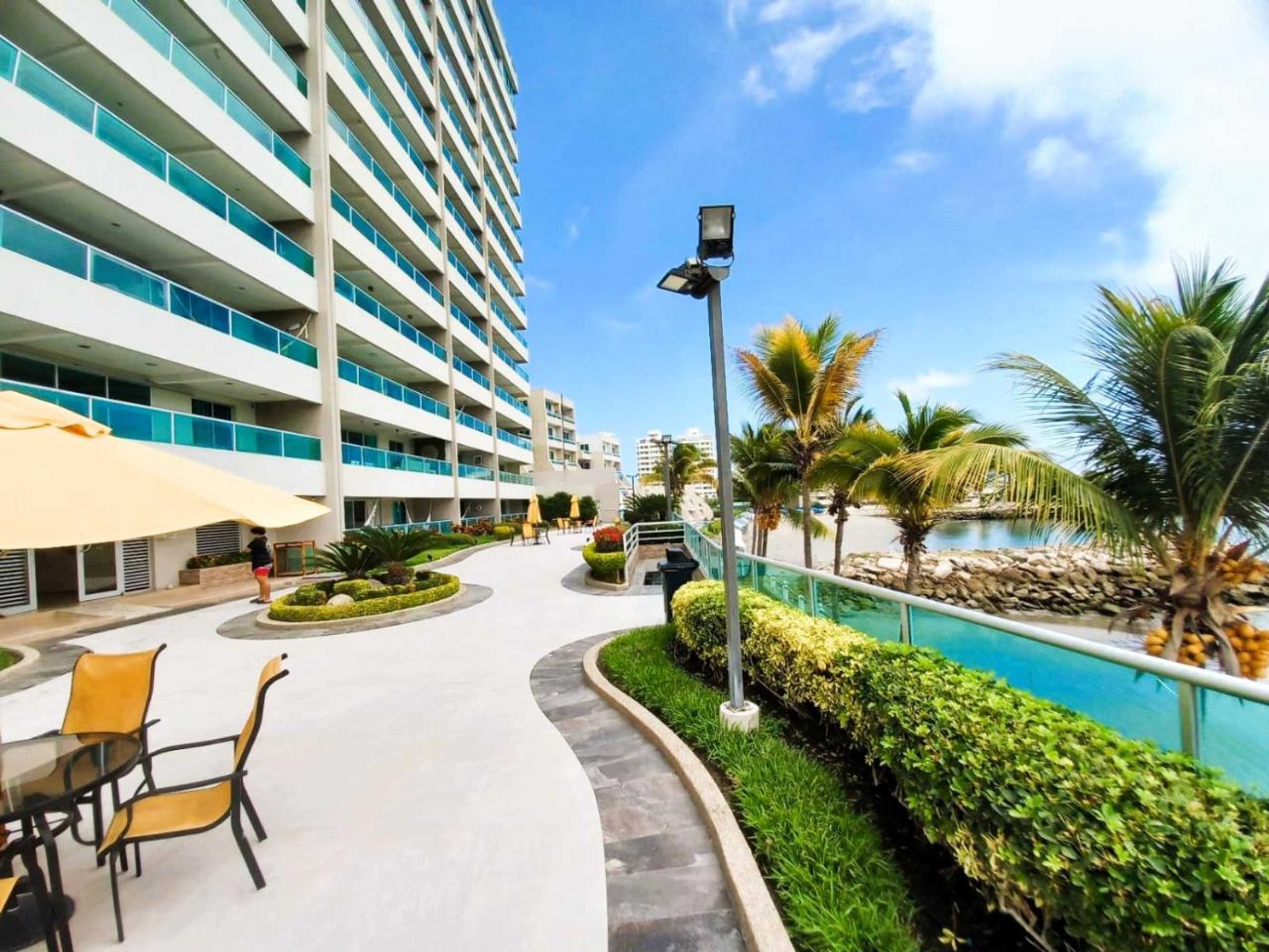 Gift card for Apartamento de Lujo al Pie Del Mar Condominio Torre Marina Gift card for Apartamento de Lujo al Pie Del Mar Condominio Torre Marina