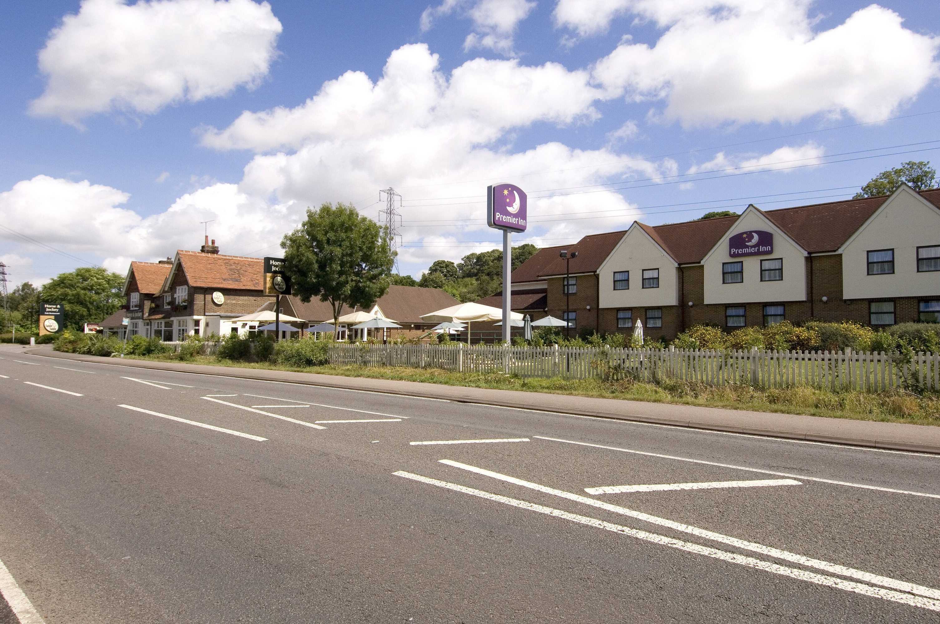 Gift card for Premier Inn Dunstable South A5 Gift card for Premier Inn Dunstable South A5