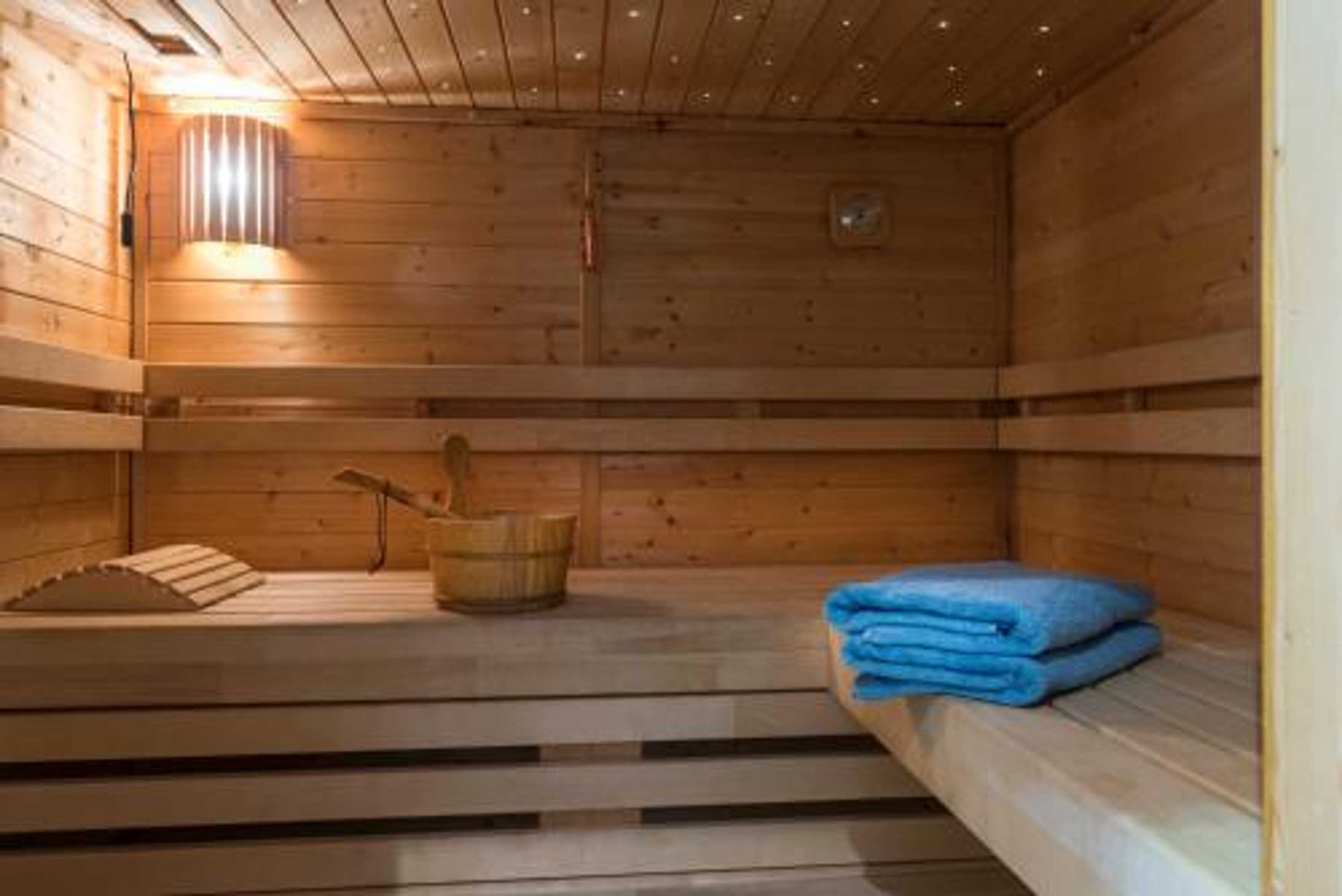 Gift card for Casa-Cosi, Tourist & Business Suites & Flats With Reserved Parking, Private Sauna Available Gift card for Casa-Cosi, Tourist & Business Suites & Flats With Reserved Parking, Private Sauna Available