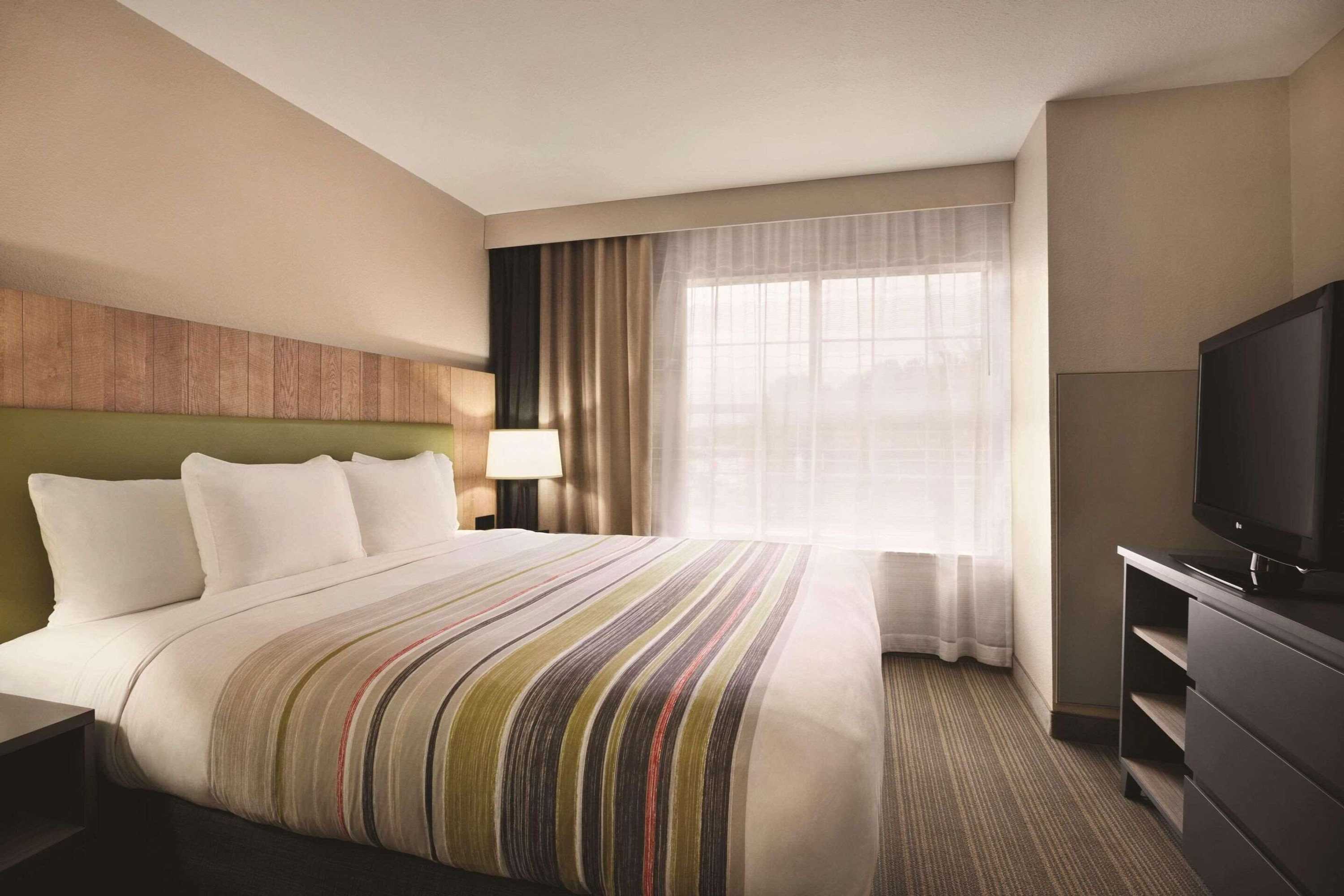 Gift card for Country Inn & Suites by Radisson, Newnan, GA Gift card for Country Inn & Suites by Radisson, Newnan, GA