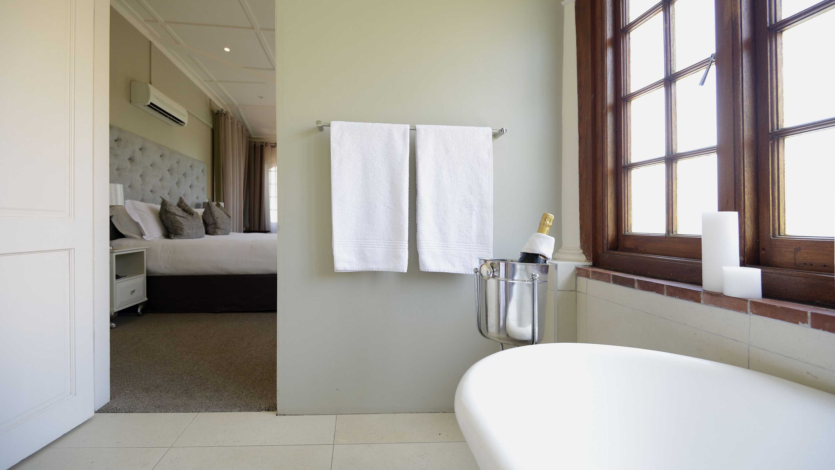 Gift card for The Saint James on Venice Luxury Guest House Gift card for The Saint James on Venice Luxury Guest House