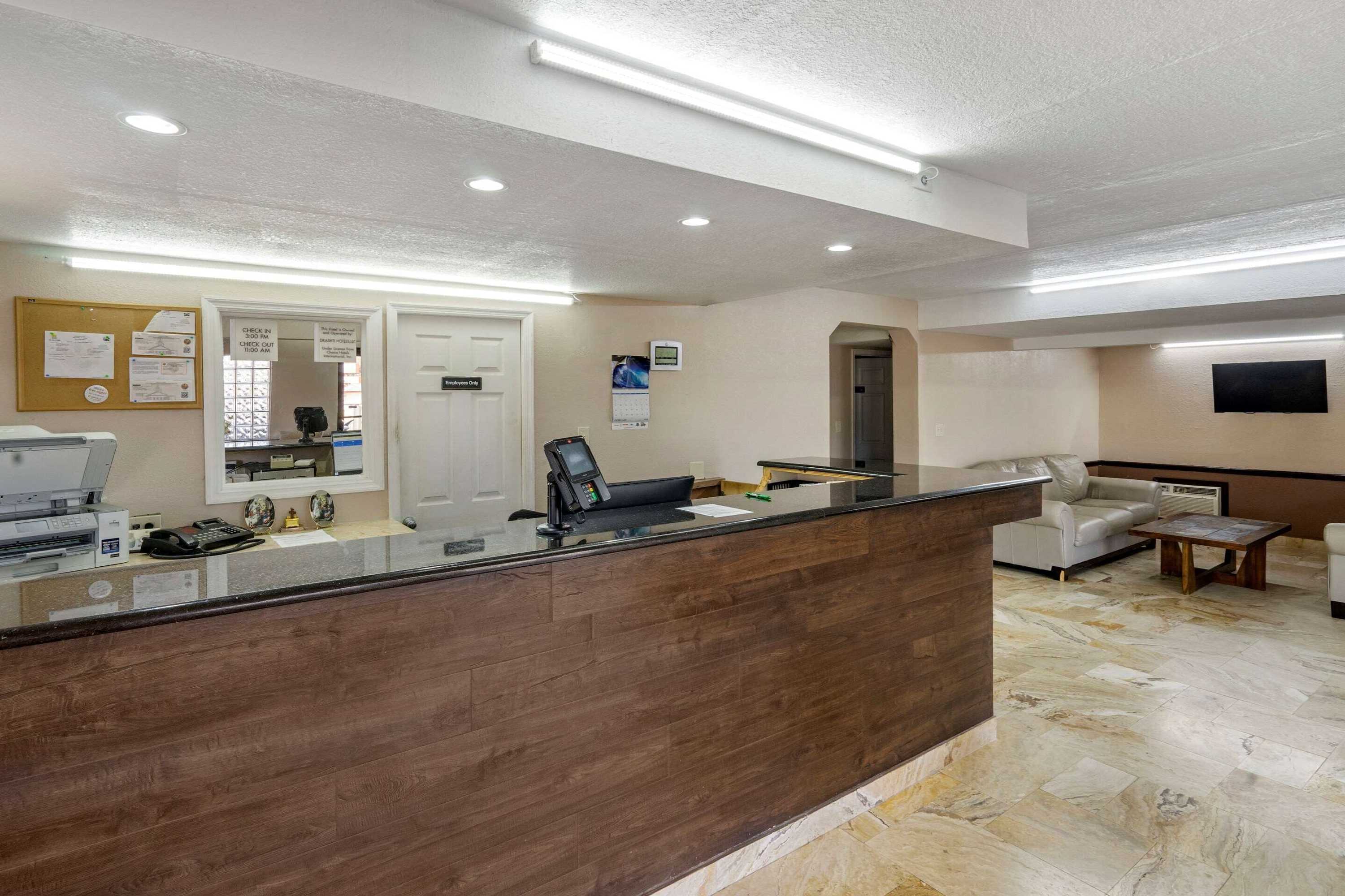 Gift card for Rodeway Inn Clearwater - Dunedin Gift card for Rodeway Inn Clearwater - Dunedin