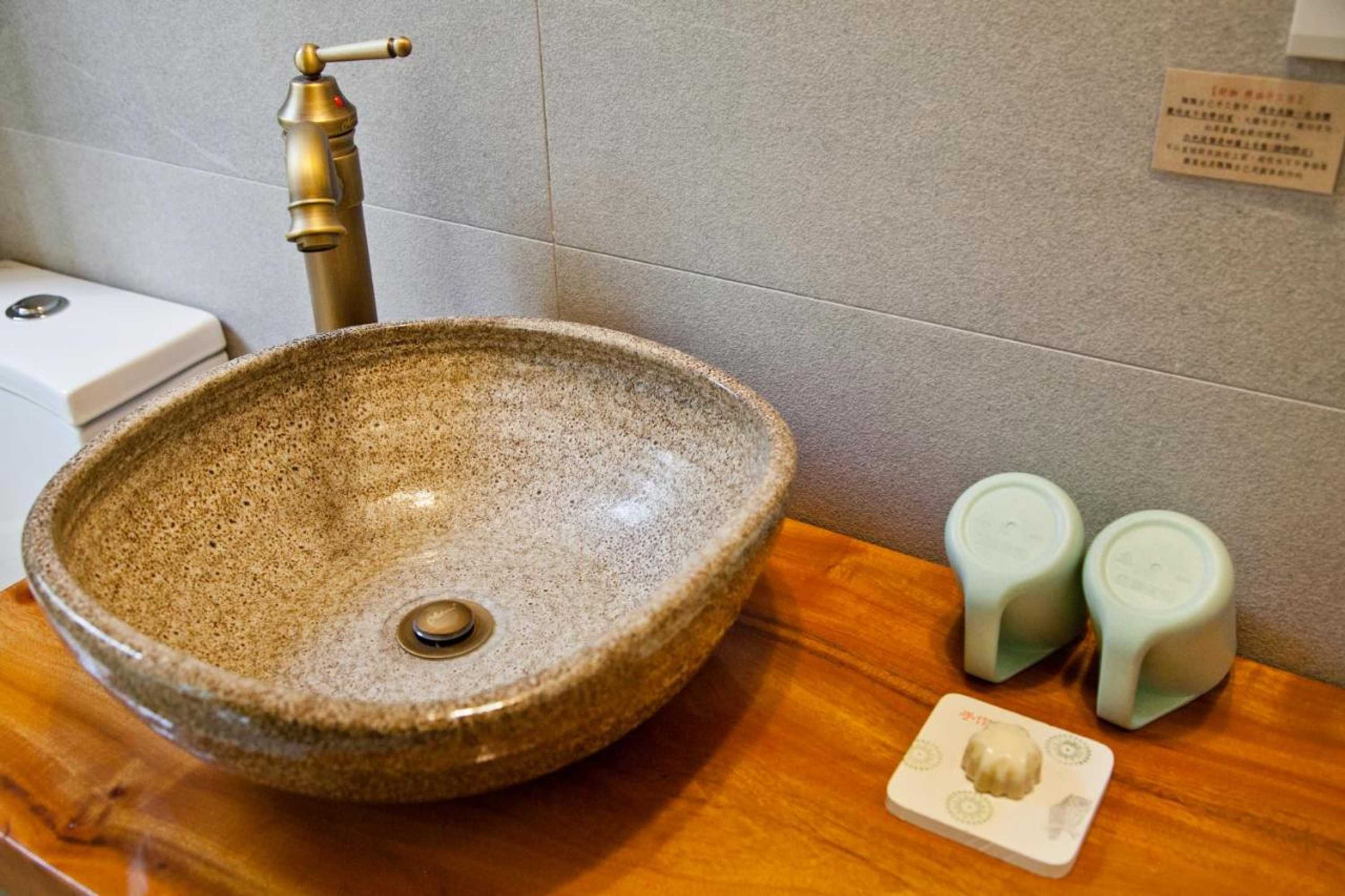 Gift card for Hoka in Sanyi