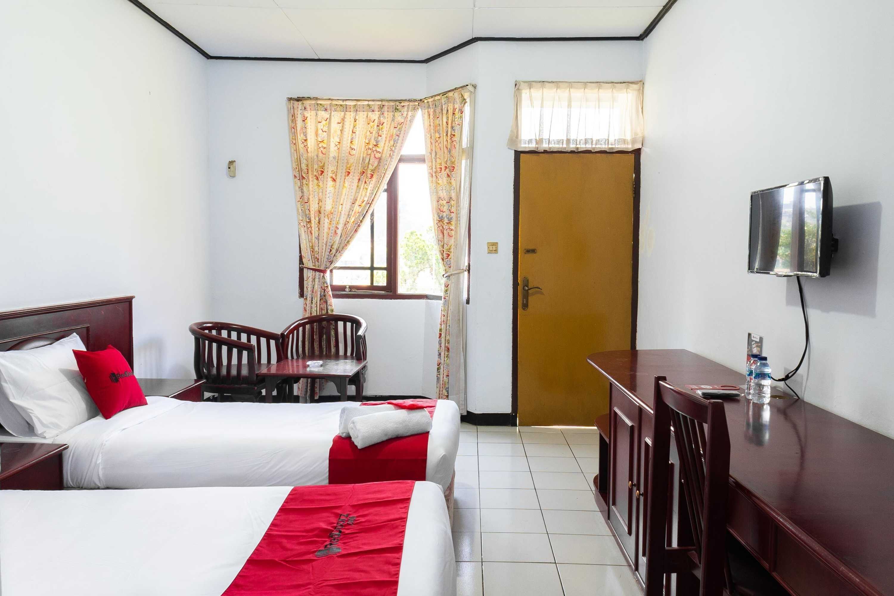 Gift card for Reddoorz @ Hotel Damanaka Pangalengan Gift card for Reddoorz @ Hotel Damanaka Pangalengan