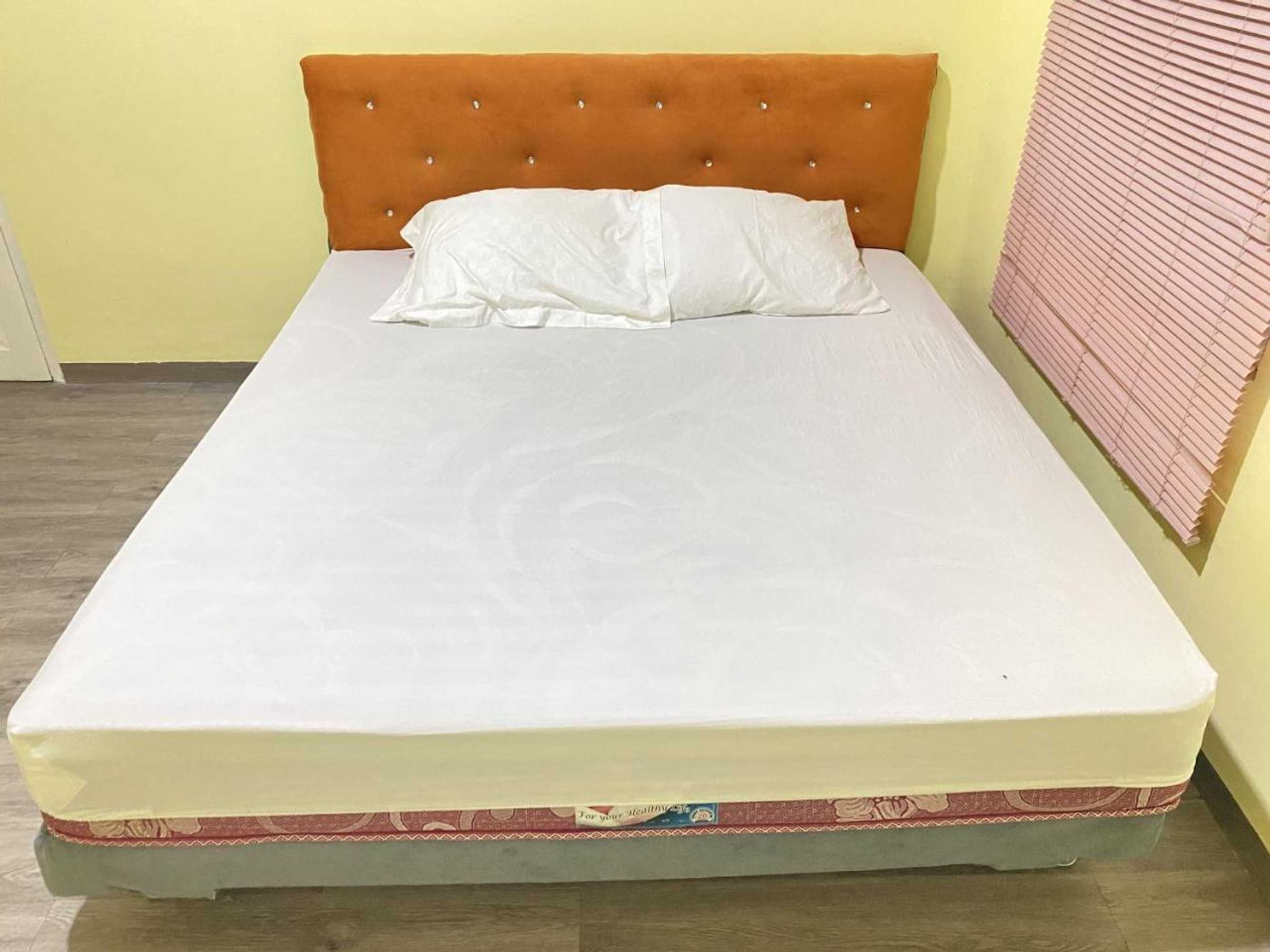 Gift card for Homestay RN Near Taman Bambu Runcing Polewali Mitra Reddoorz