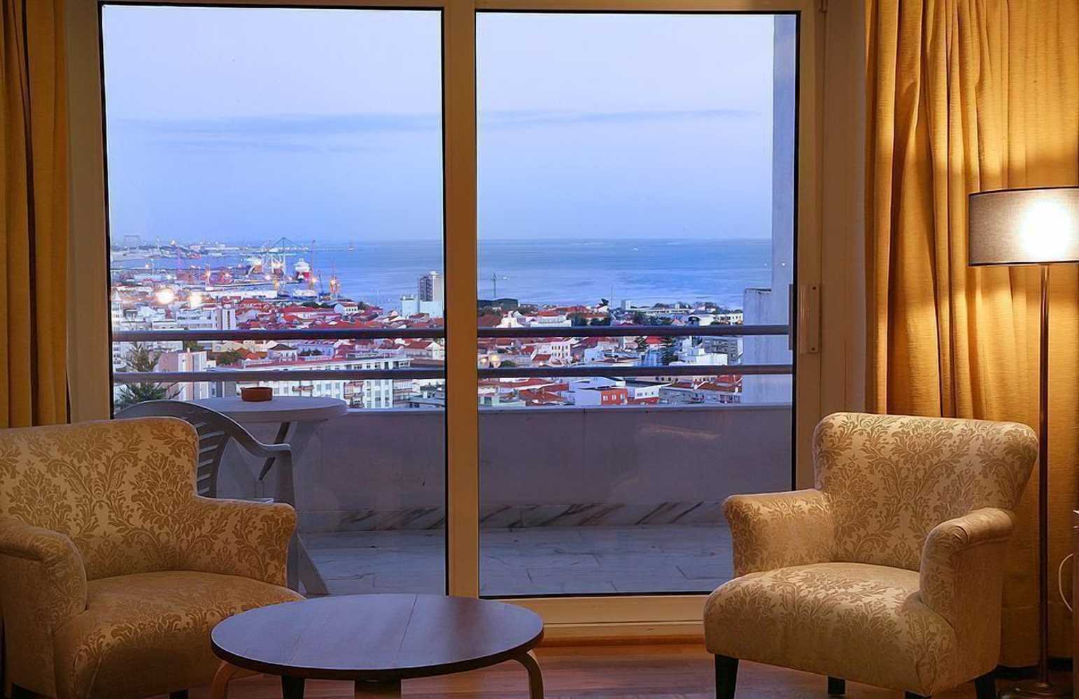 Gift card for B&b Hotel Sado Setúbal
