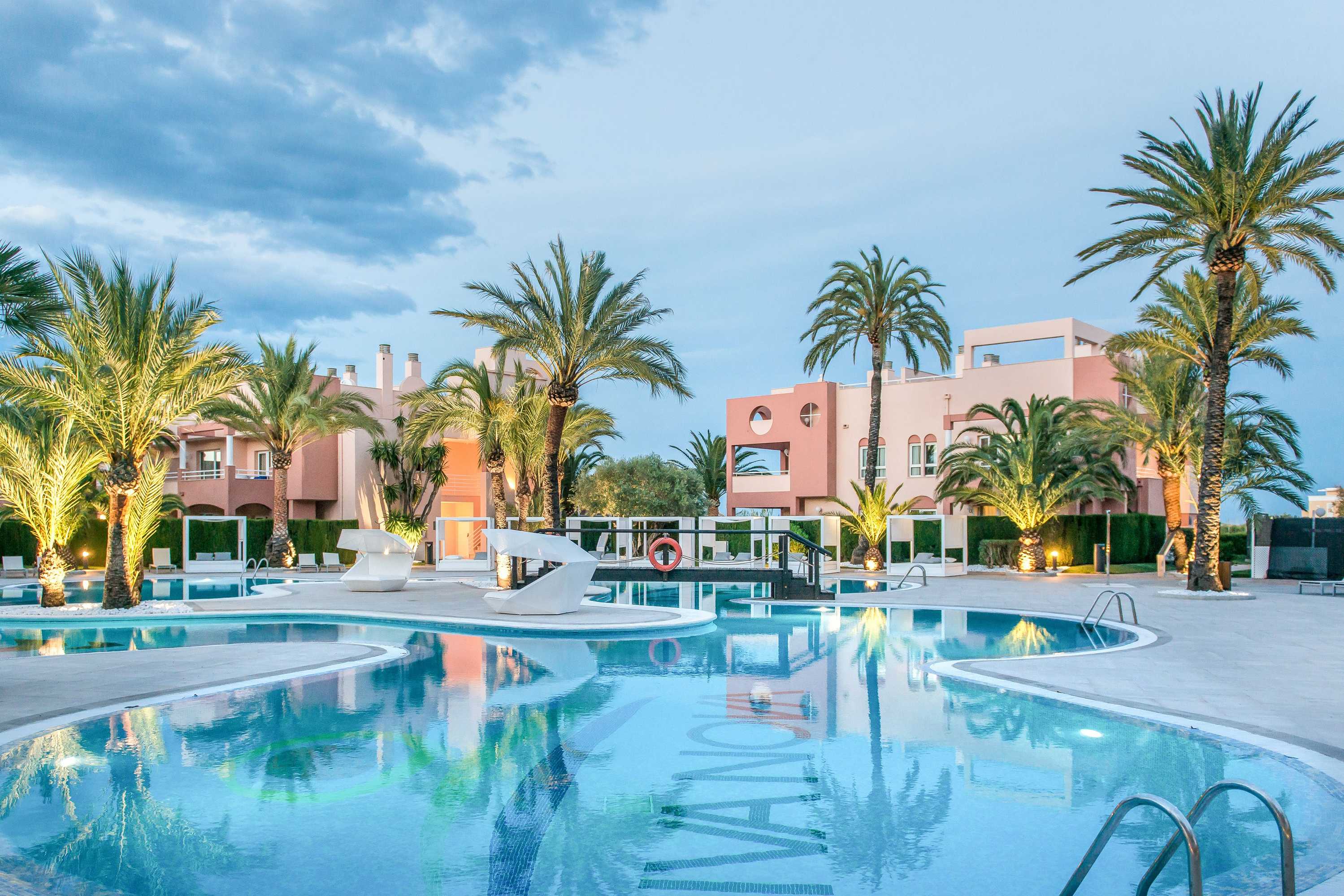Gift card for Oliva Nova Beach & Golf Hotel Gift card for Oliva Nova Beach & Golf Hotel