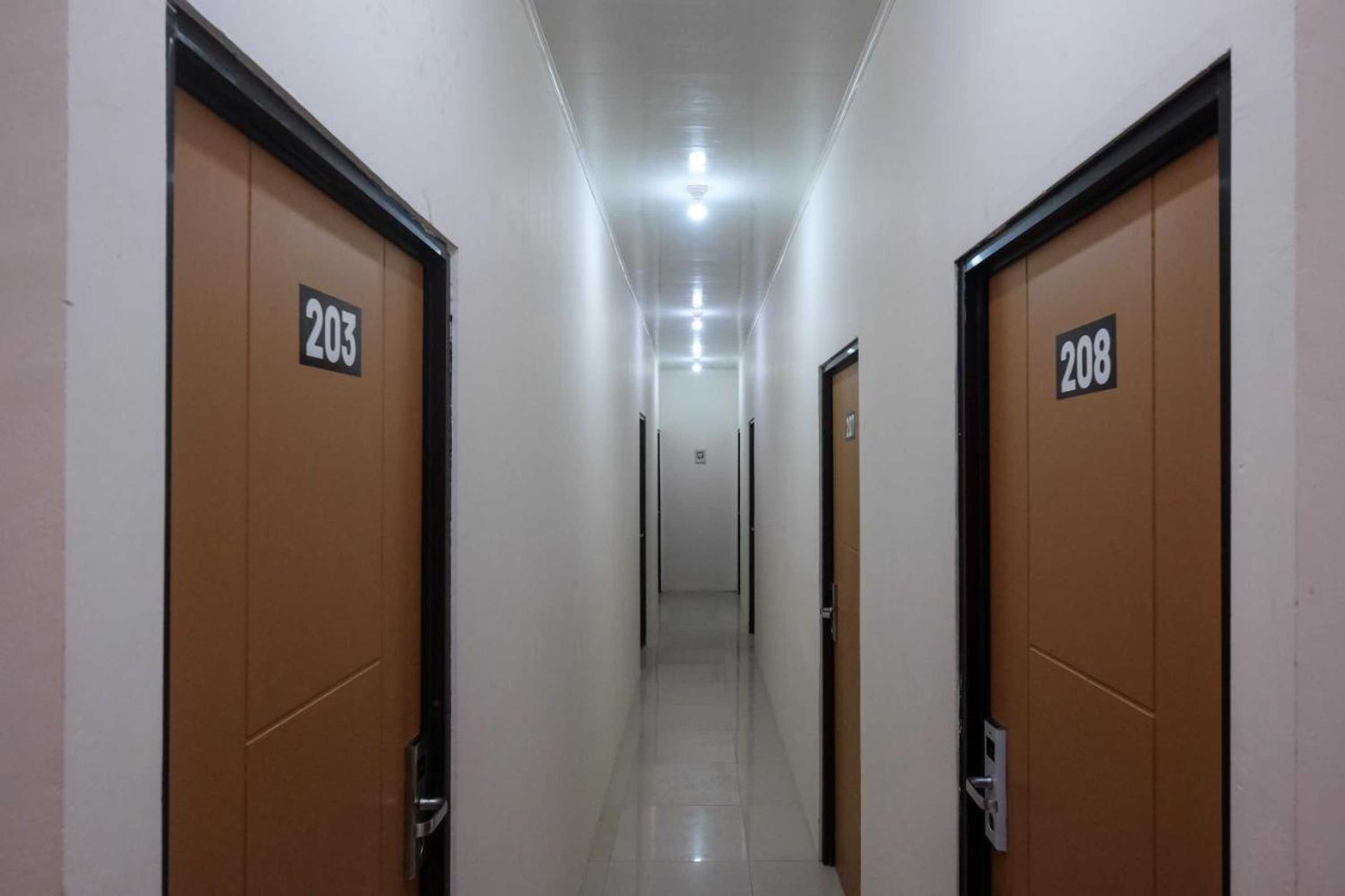 Gift card for Reddoorz Near Alun Alun Magelang 2 Gift card for Reddoorz Near Alun Alun Magelang 2