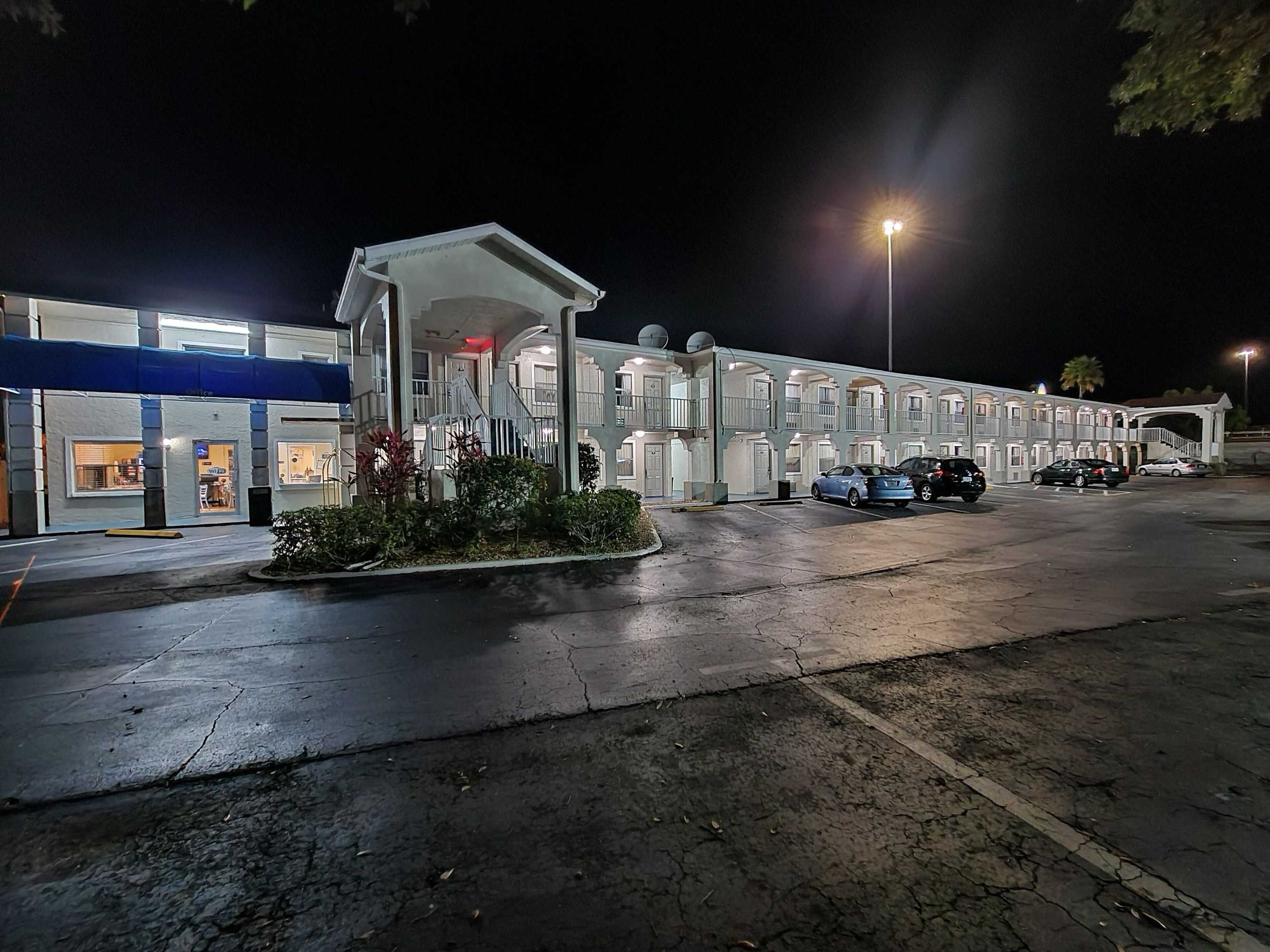 Gift card for Days Inn by Wyndham Bradenton I-75 Gift card for Days Inn by Wyndham Bradenton I-75