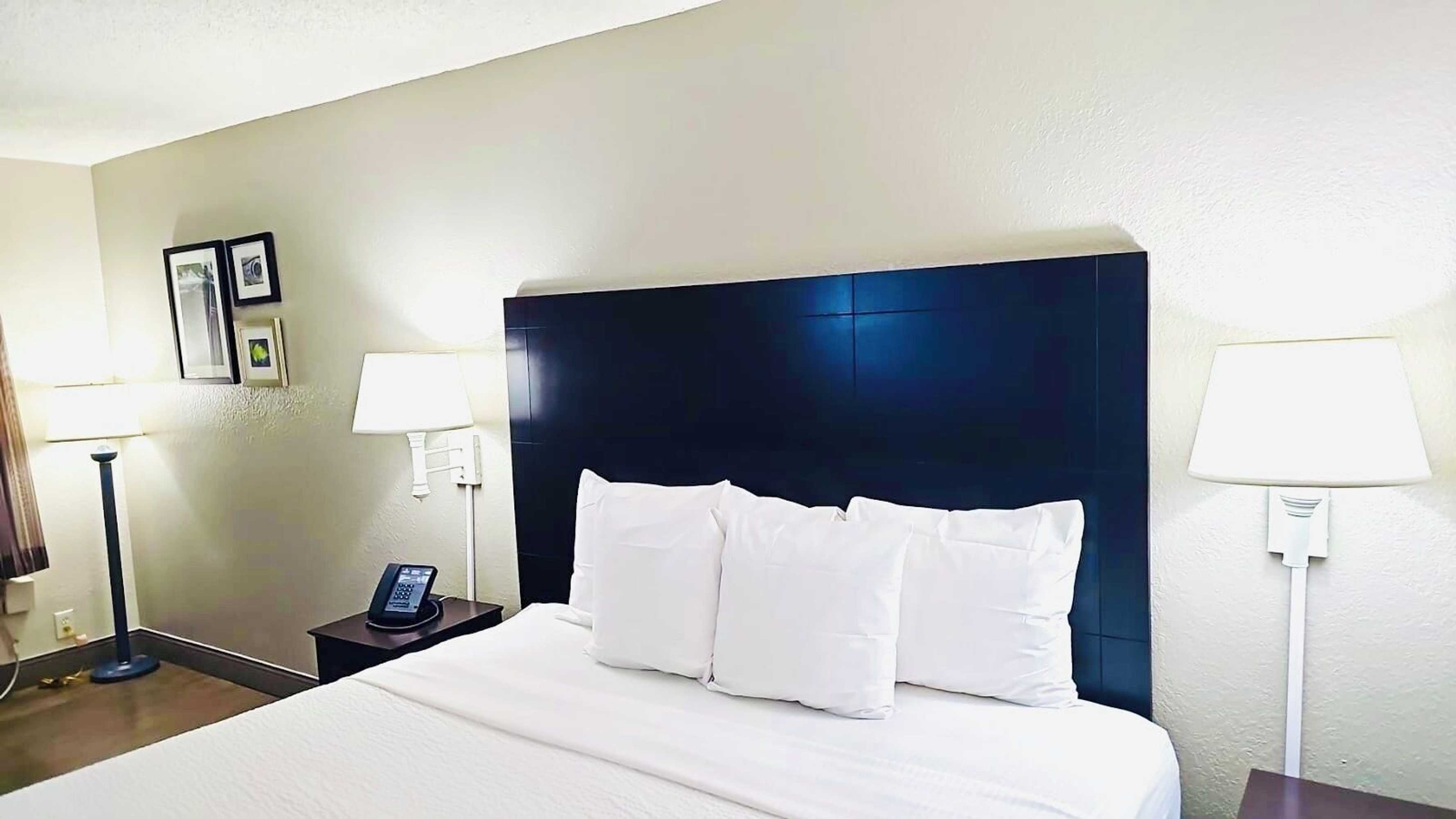 Gift card for La Quinta Inn by Wyndham West Palm Beach - Florida Turnpike Gift card for La Quinta Inn by Wyndham West Palm Beach - Florida Turnpike