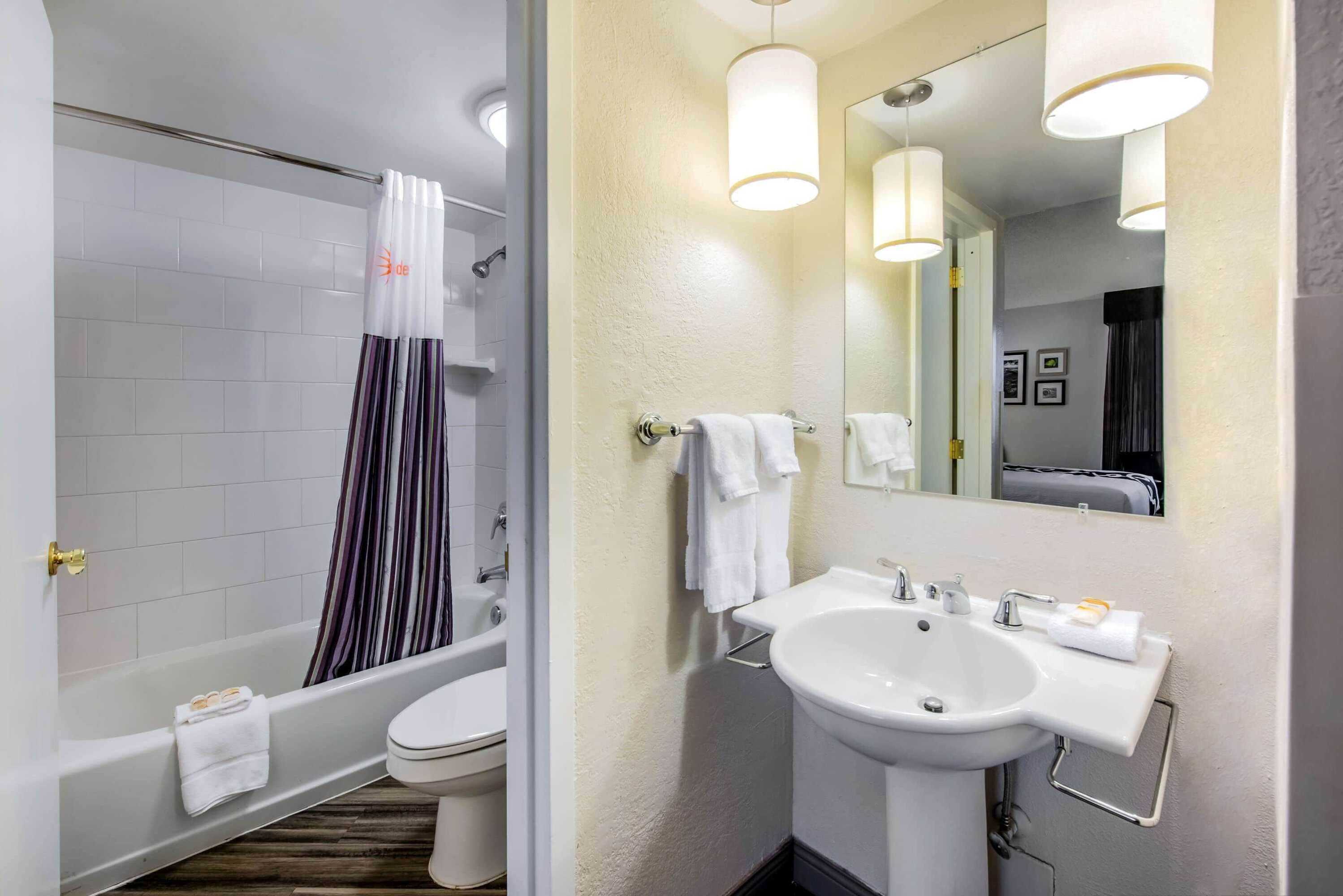 Gift card for La Quinta Inn & Suites by Wyndham Fort Lauderdale Tamarac Gift card for La Quinta Inn & Suites by Wyndham Fort Lauderdale Tamarac