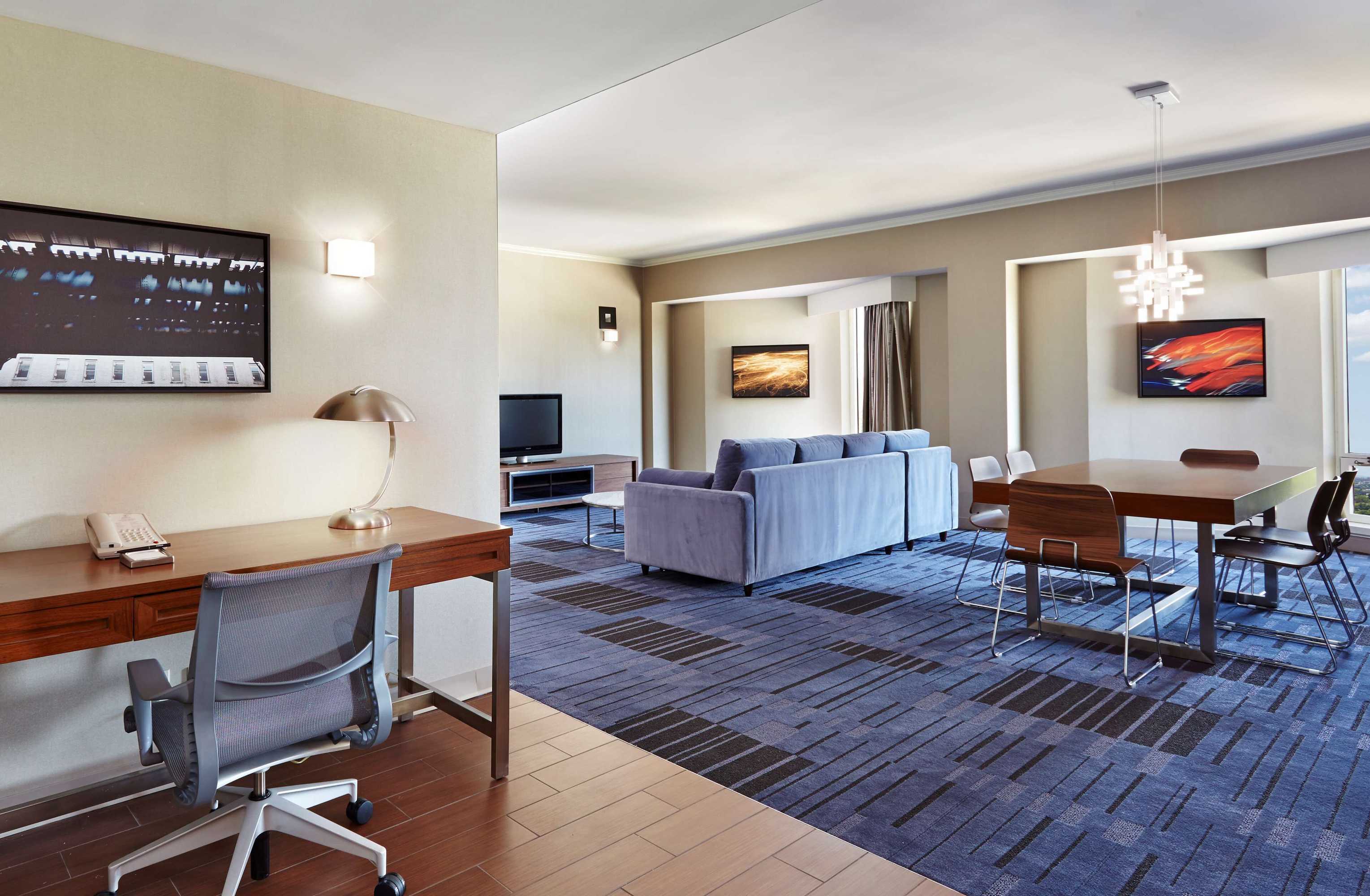 Gift card for Hilton Newark Airport Gift card for Hilton Newark Airport