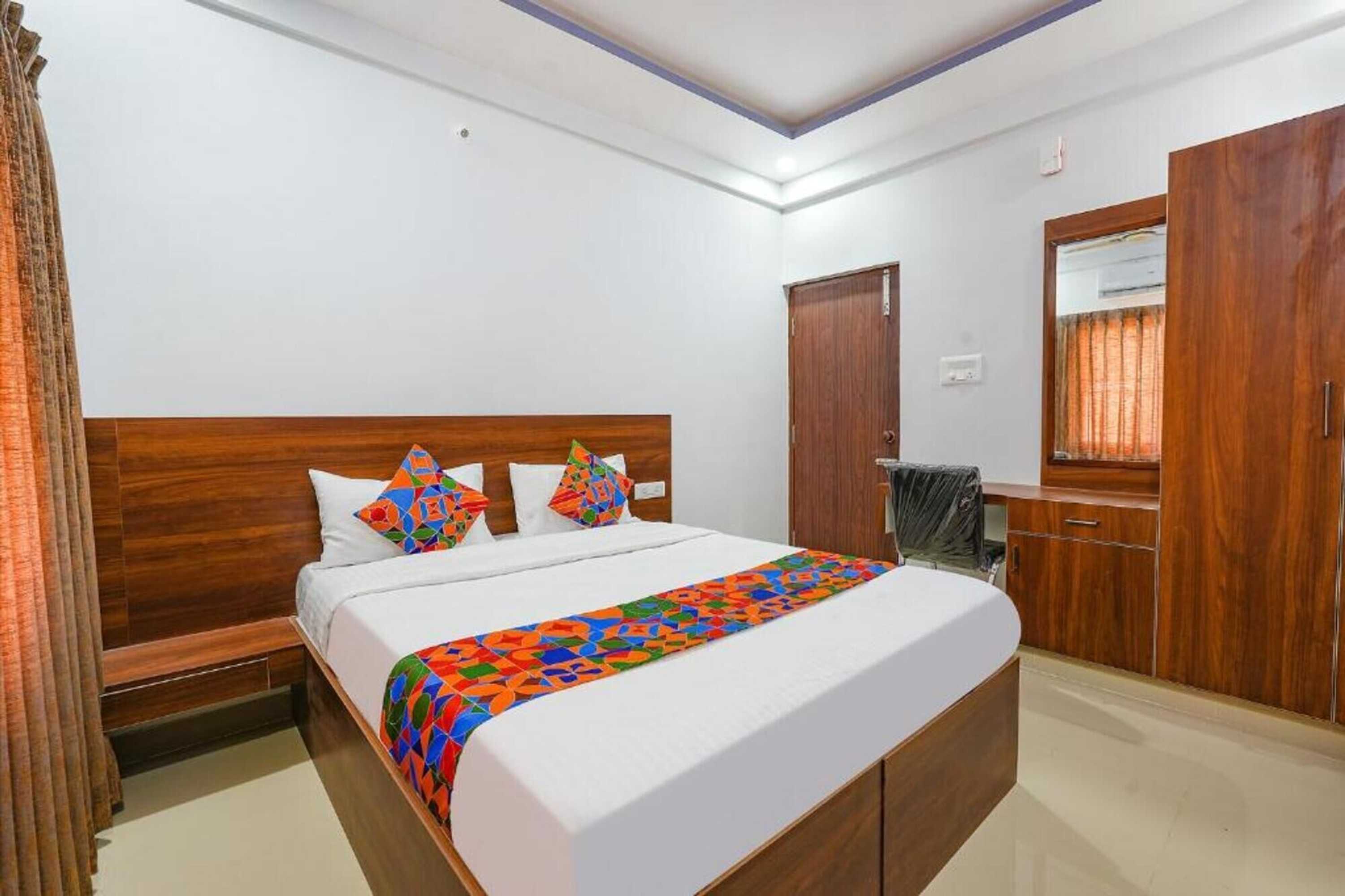 Gift card for Fabhotel Whitefield Suites - Nr Itpl Main Raod Gift card for Fabhotel Whitefield Suites - Nr Itpl Main Raod