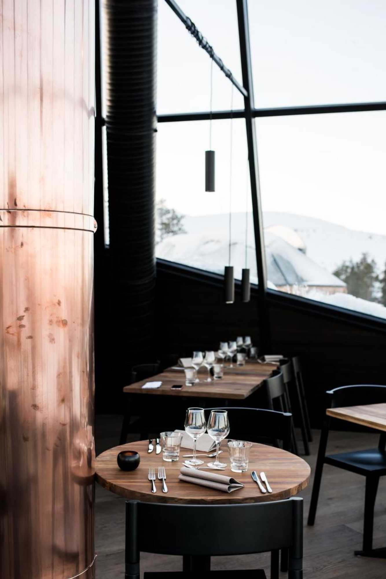 Gift card for Levin Iglut - Golden Crown Gift card for Levin Iglut - Golden Crown