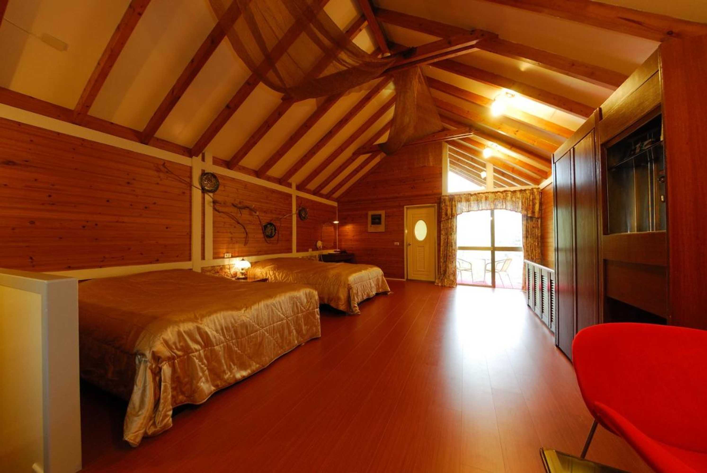 Gift card for Shinmingshan Holiday Inn