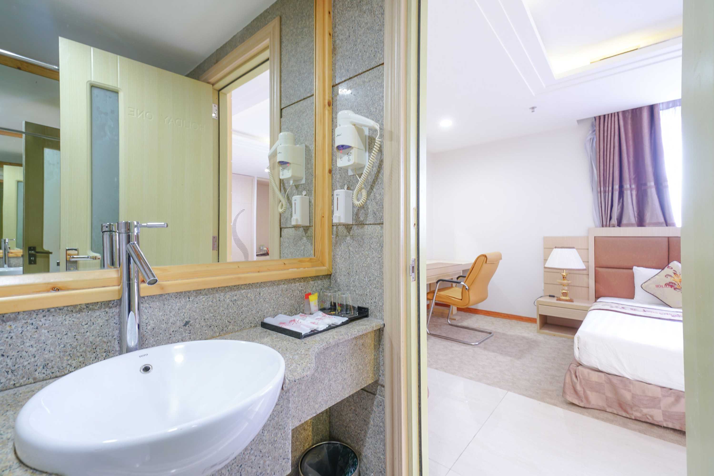 Gift card for Holiday One Hotel Gift card for Holiday One Hotel