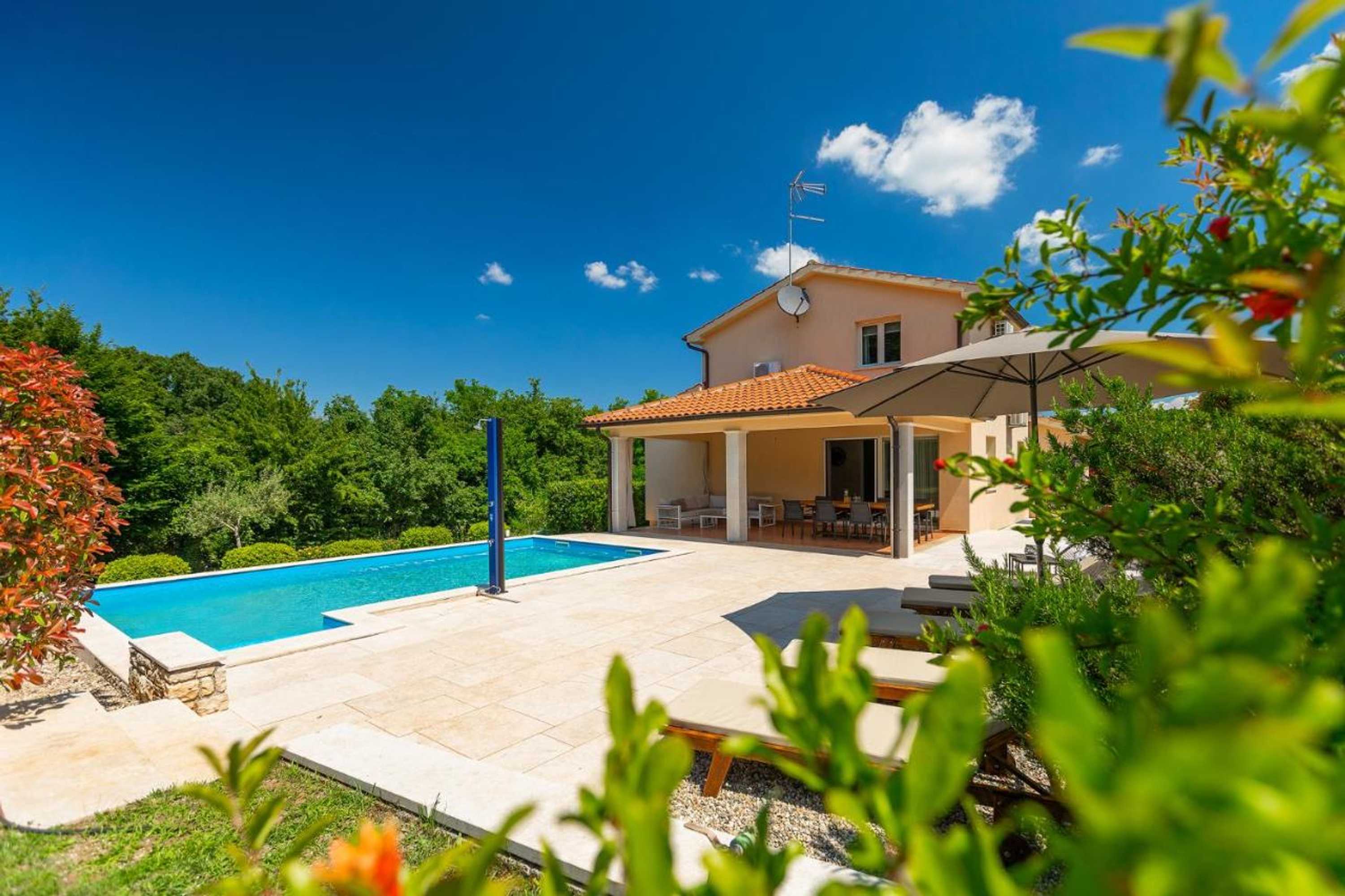 Gift card for Villa Nona Nina